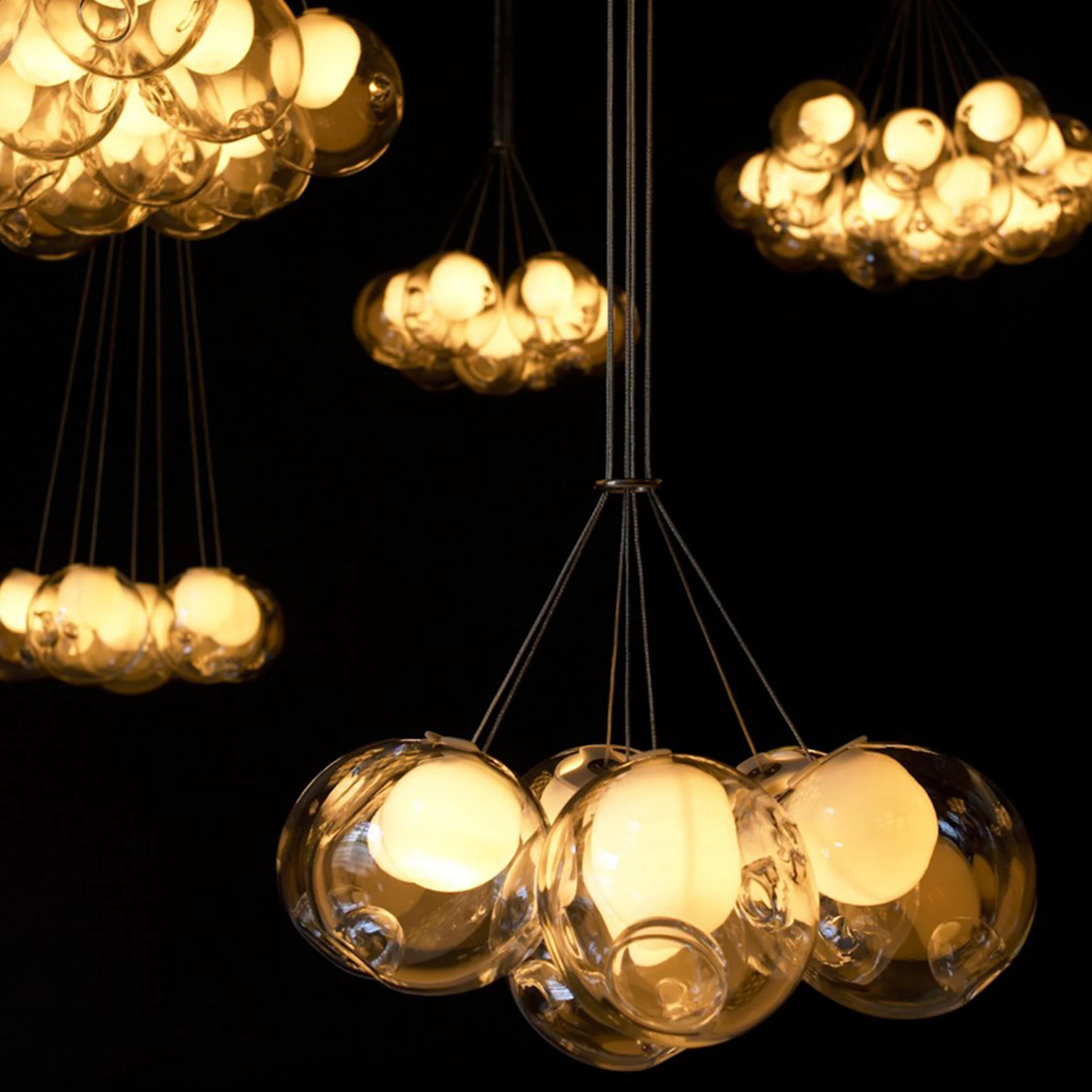 28 Cluster Pendant - Image 14