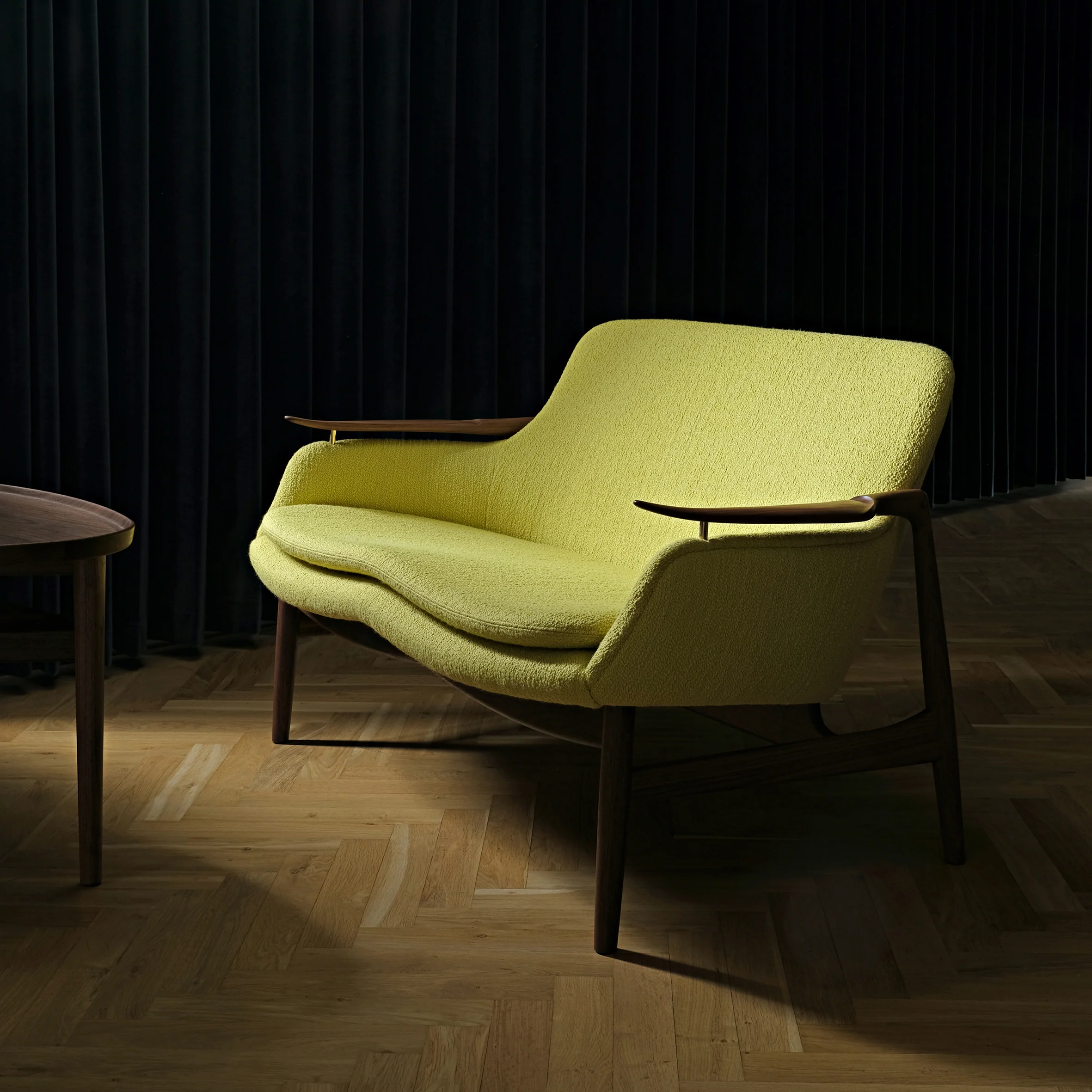 53 Sofa - Image 22