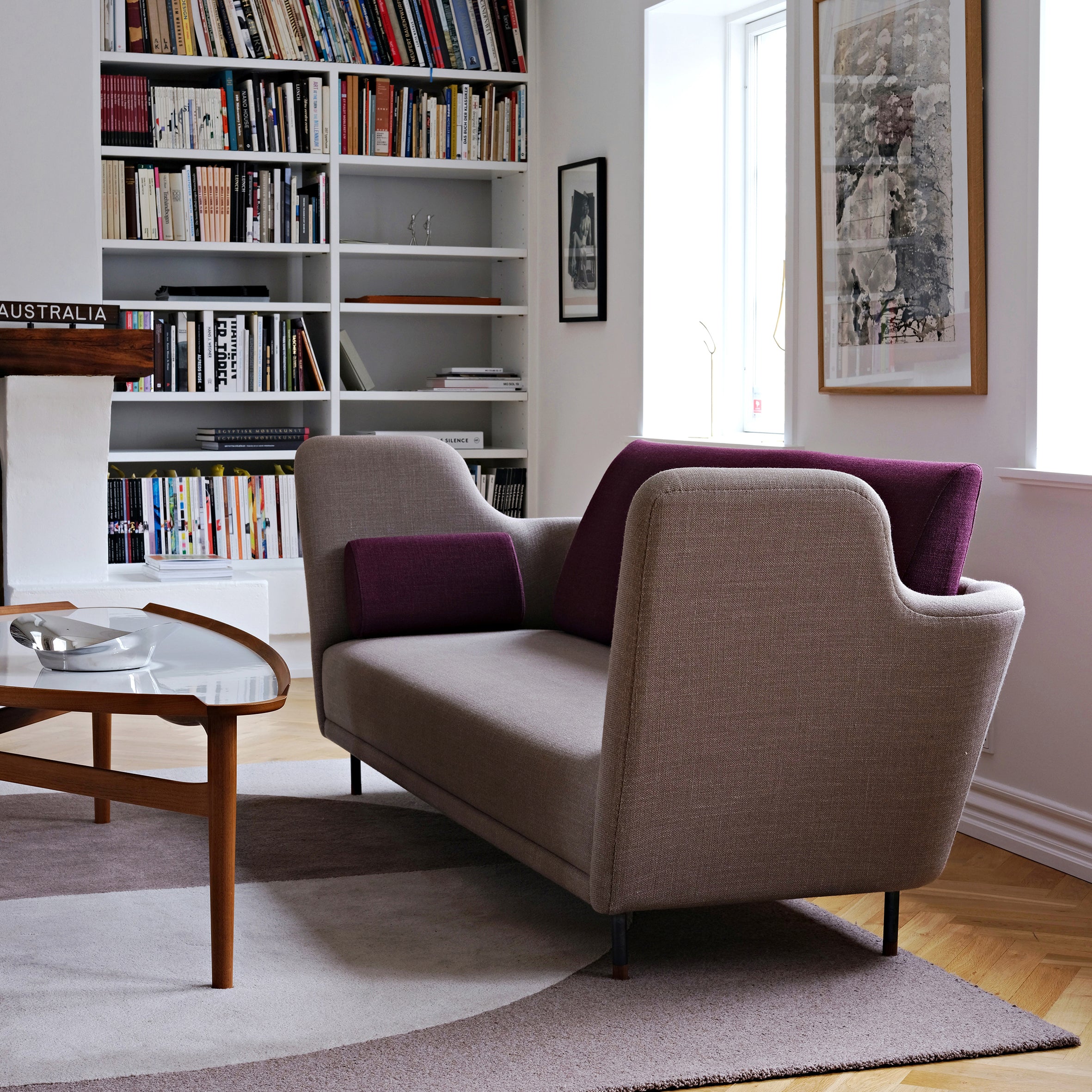57 Sofa - Image 12