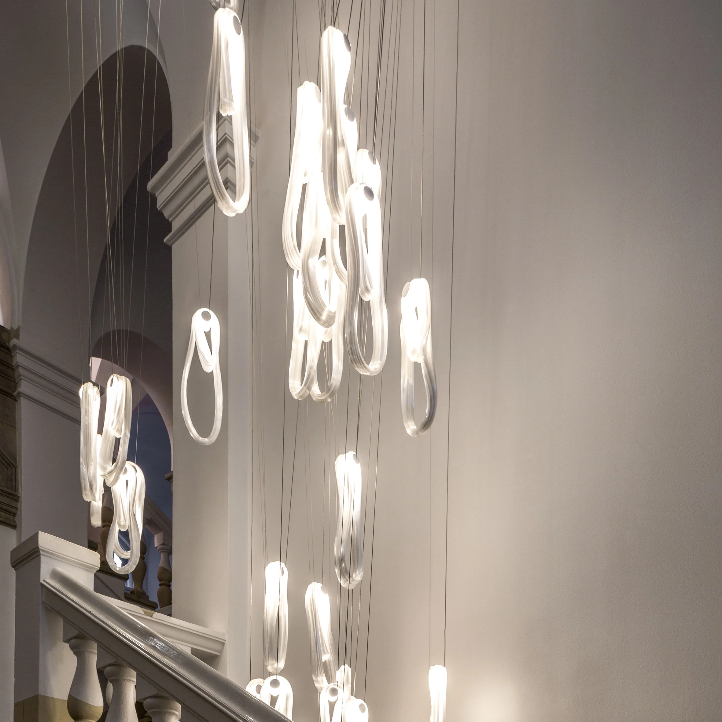87 Pendant - Image 9