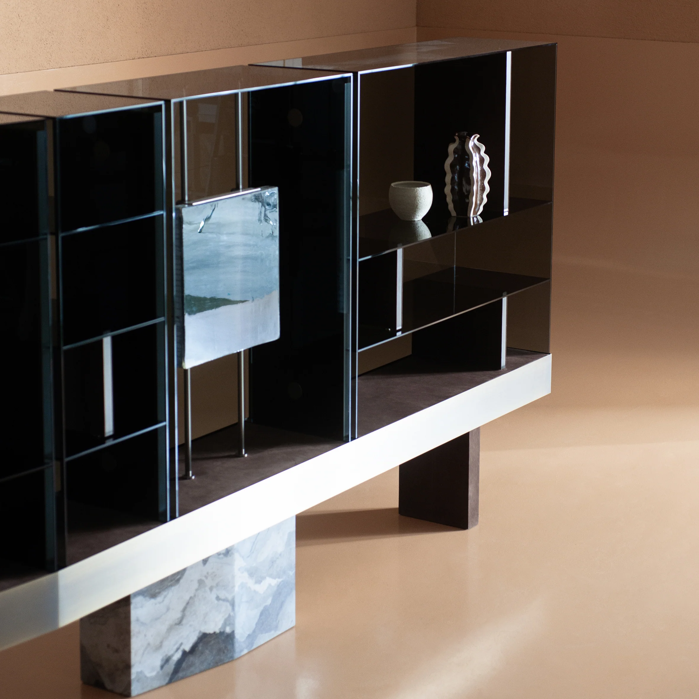 Amira Cabinet - Image 4