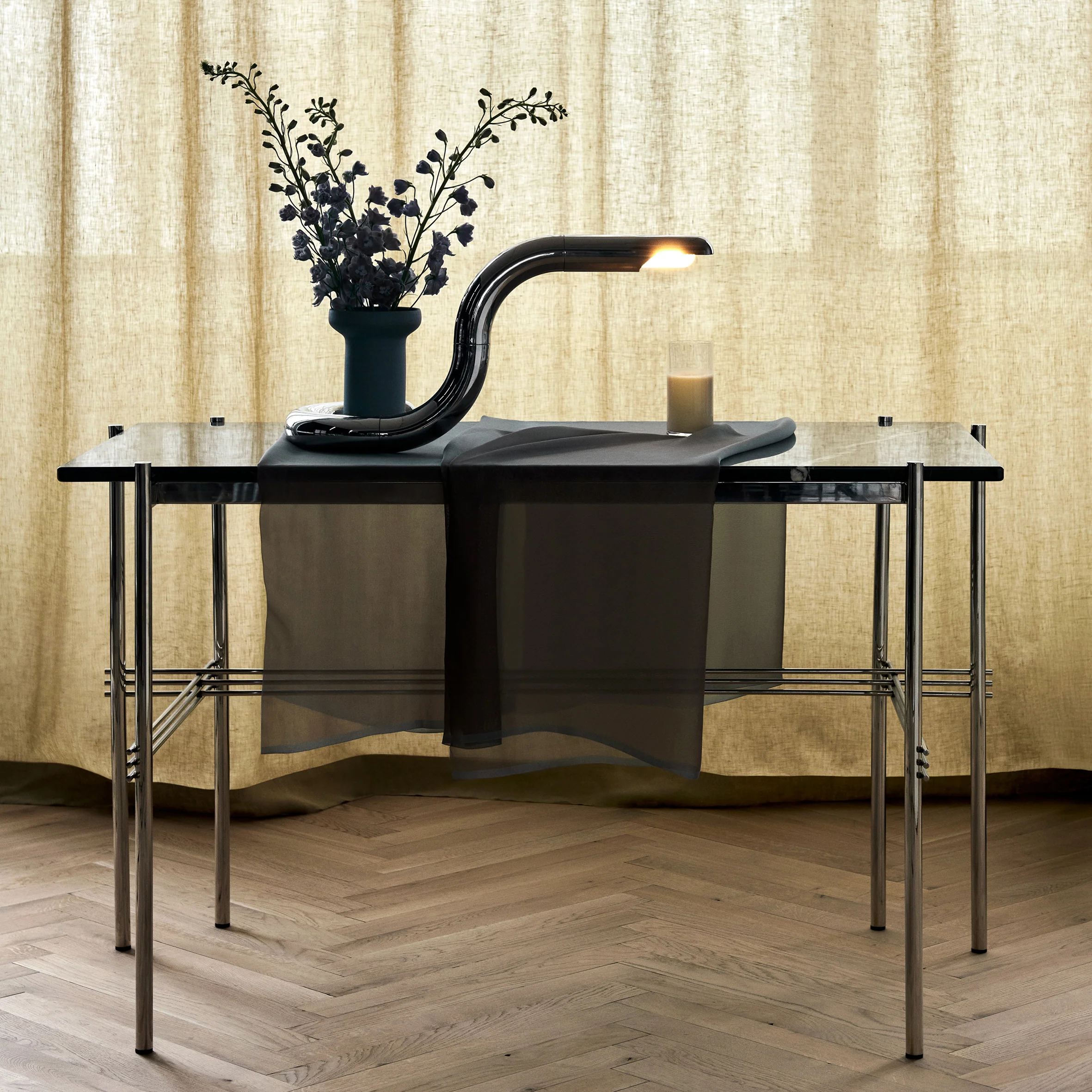 Aspide Table Lamp - Image 6
