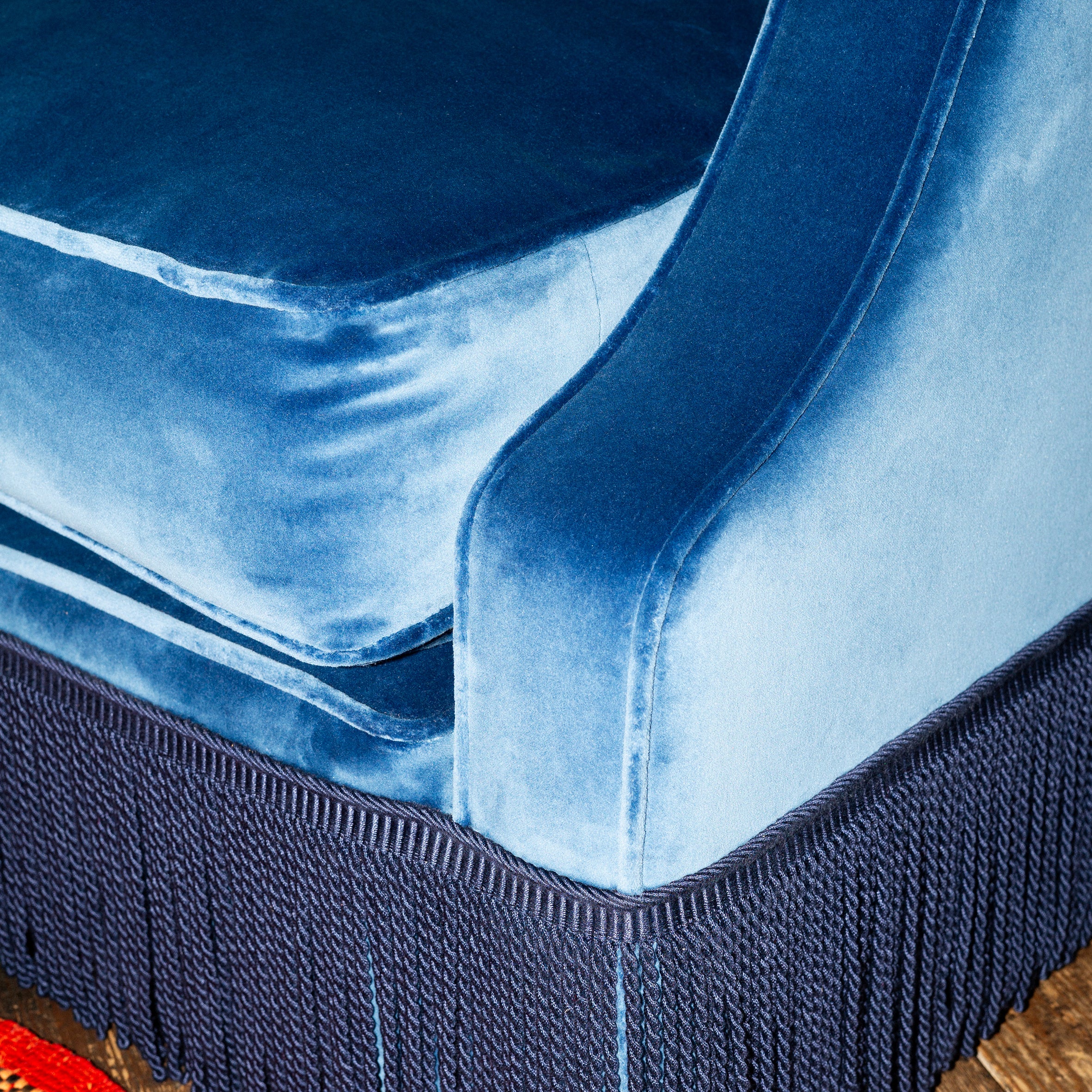 Atlanta Sofa - Image 8