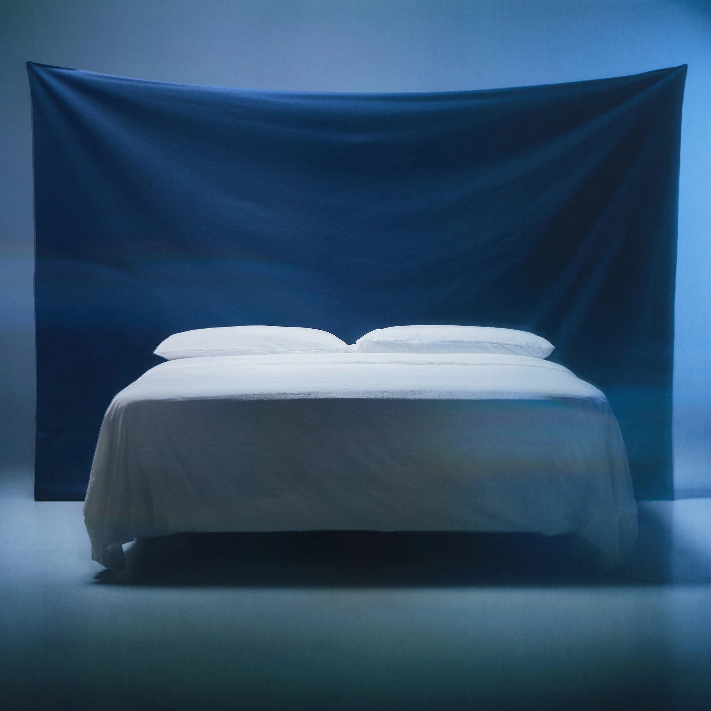 Backdrop Headboard - Image 6