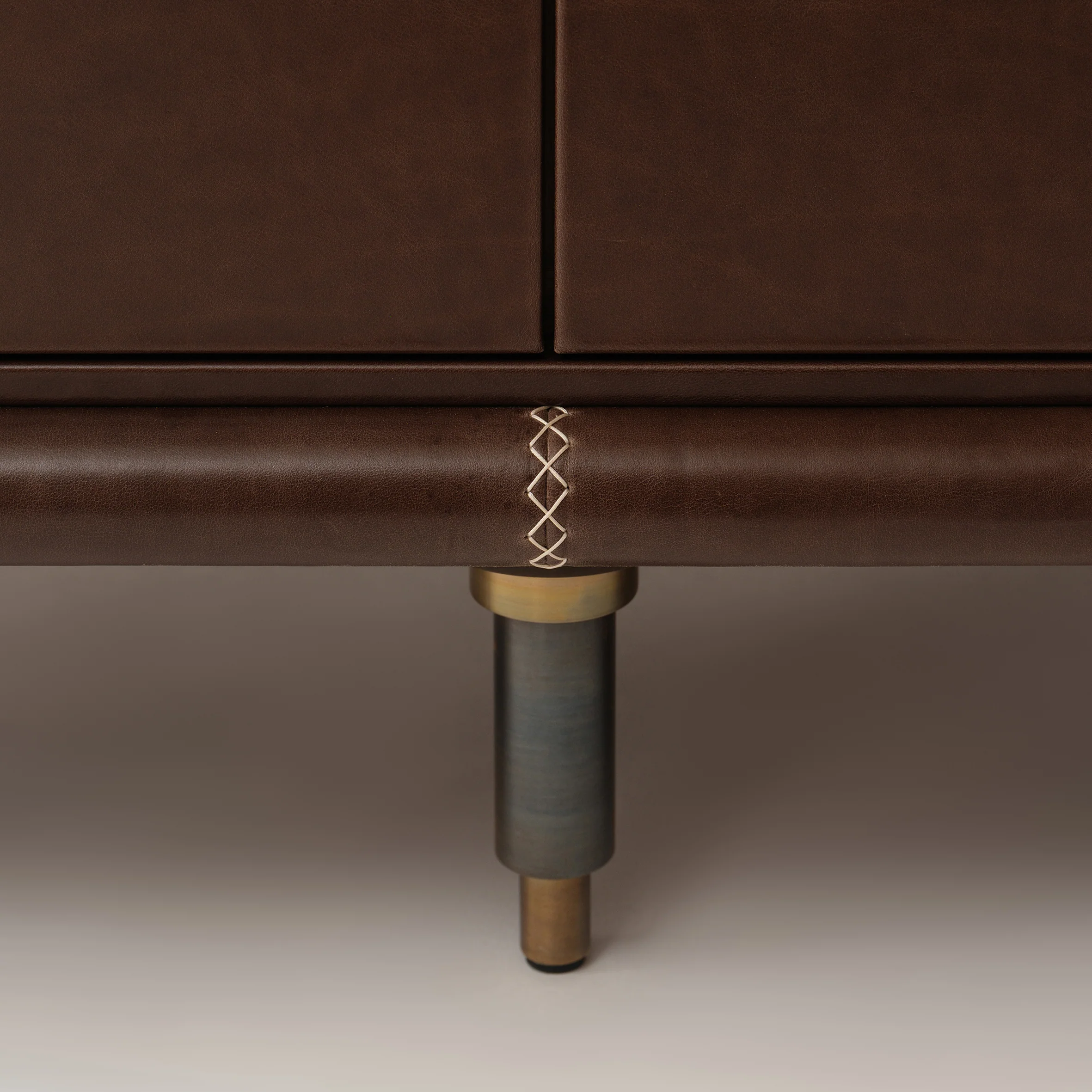 Bembo Wardrobe - Image 7