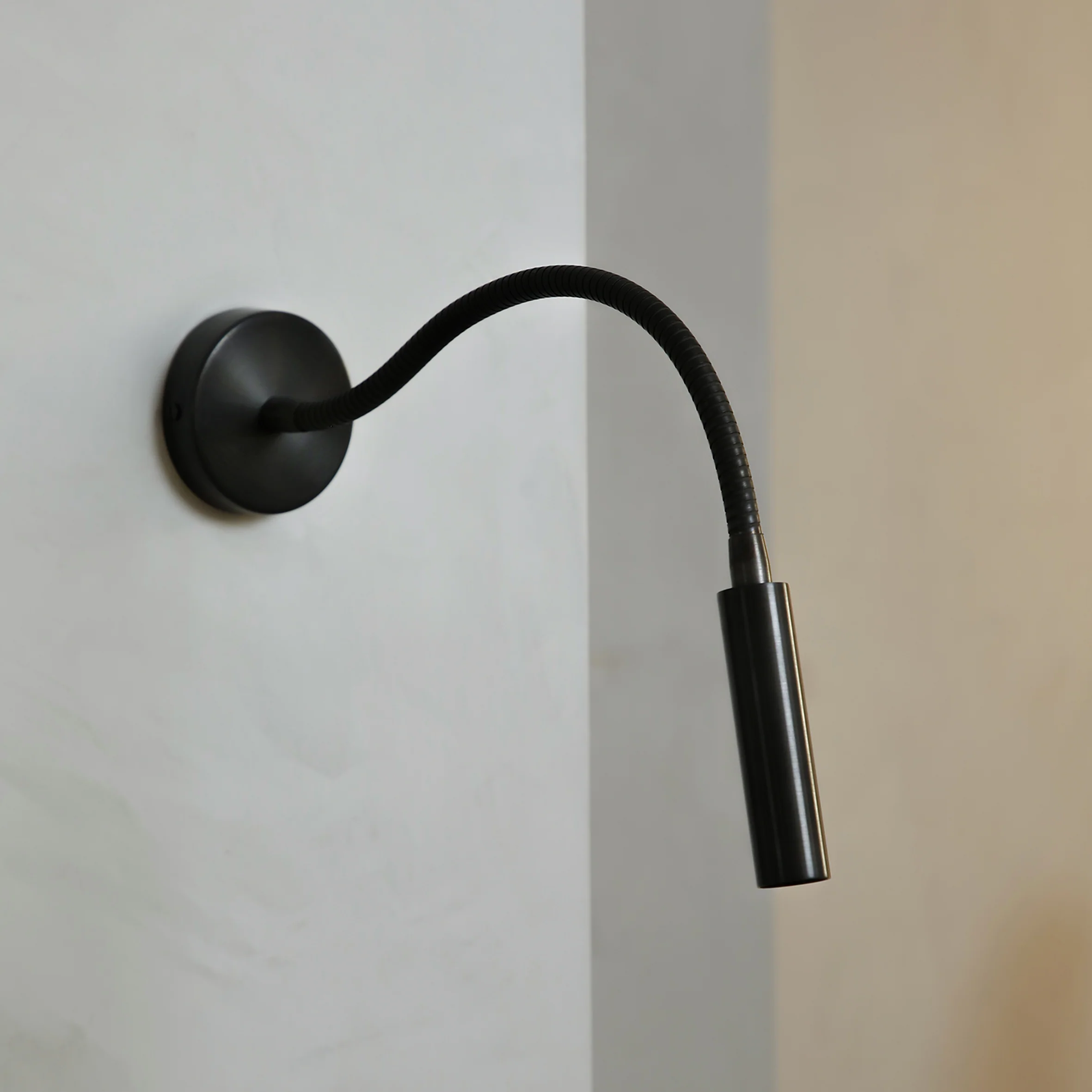 Book Flexo Wall Light - Image 6
