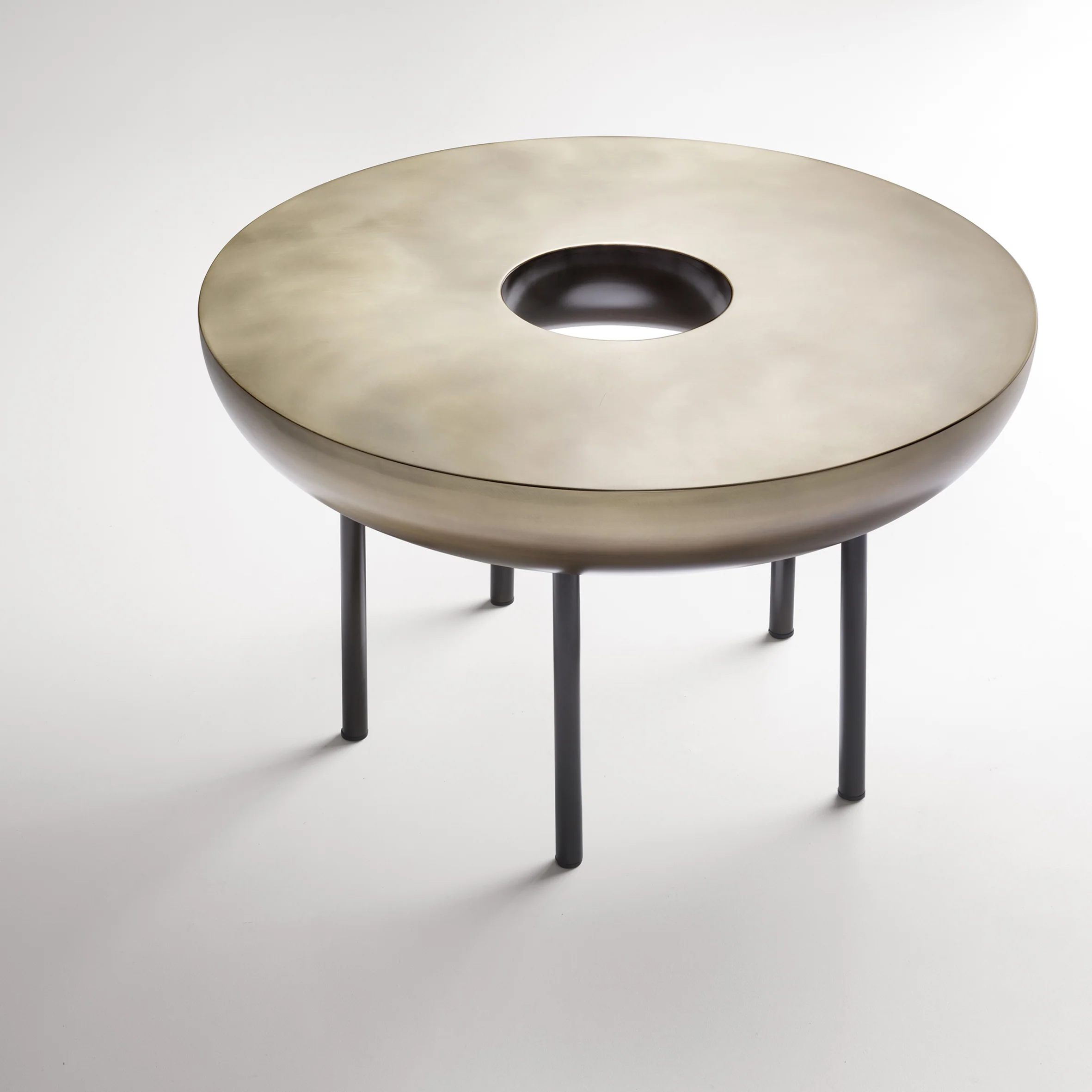 Botero Side Table - Image 2