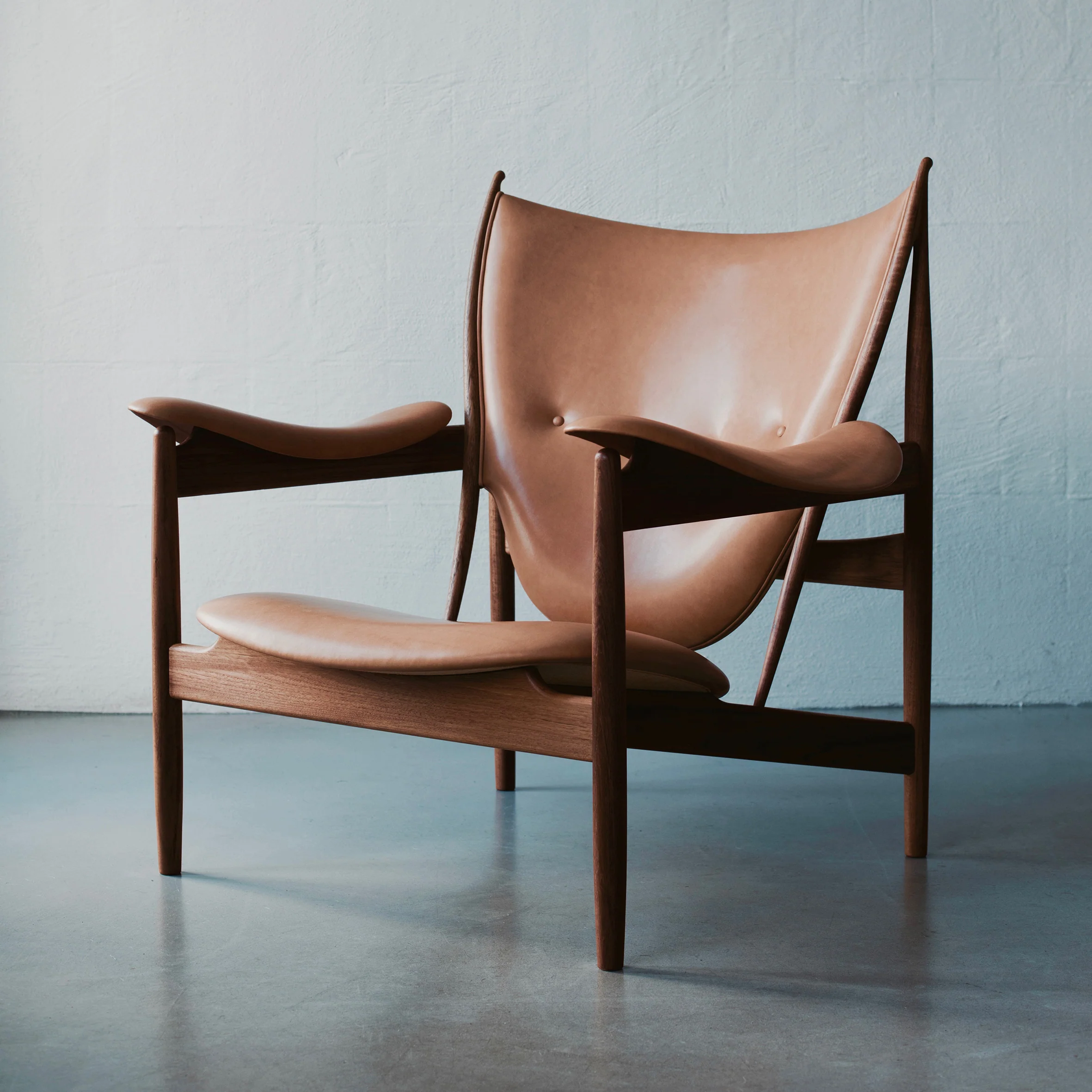 Chieftain Armchair - Image 13
