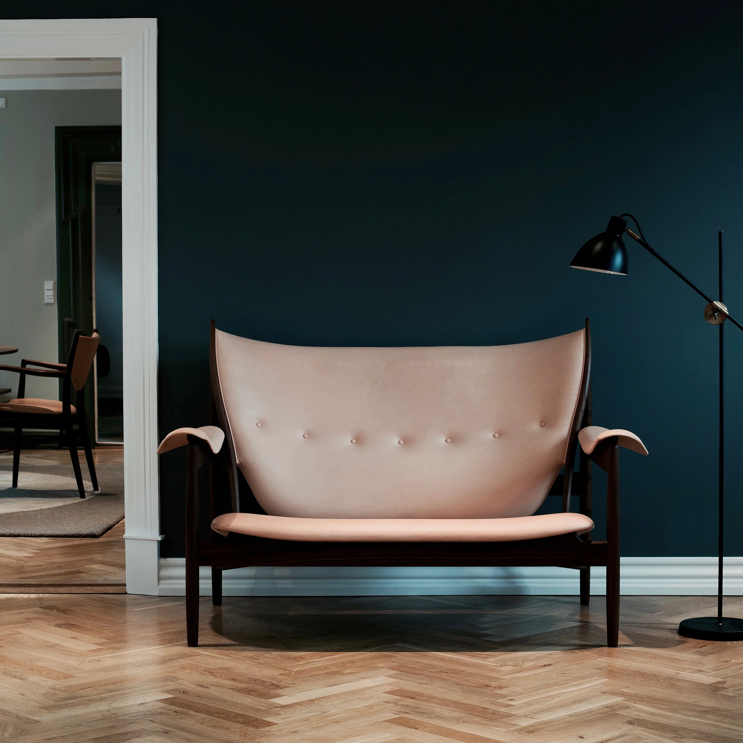 Chieftain Sofa - Image 3