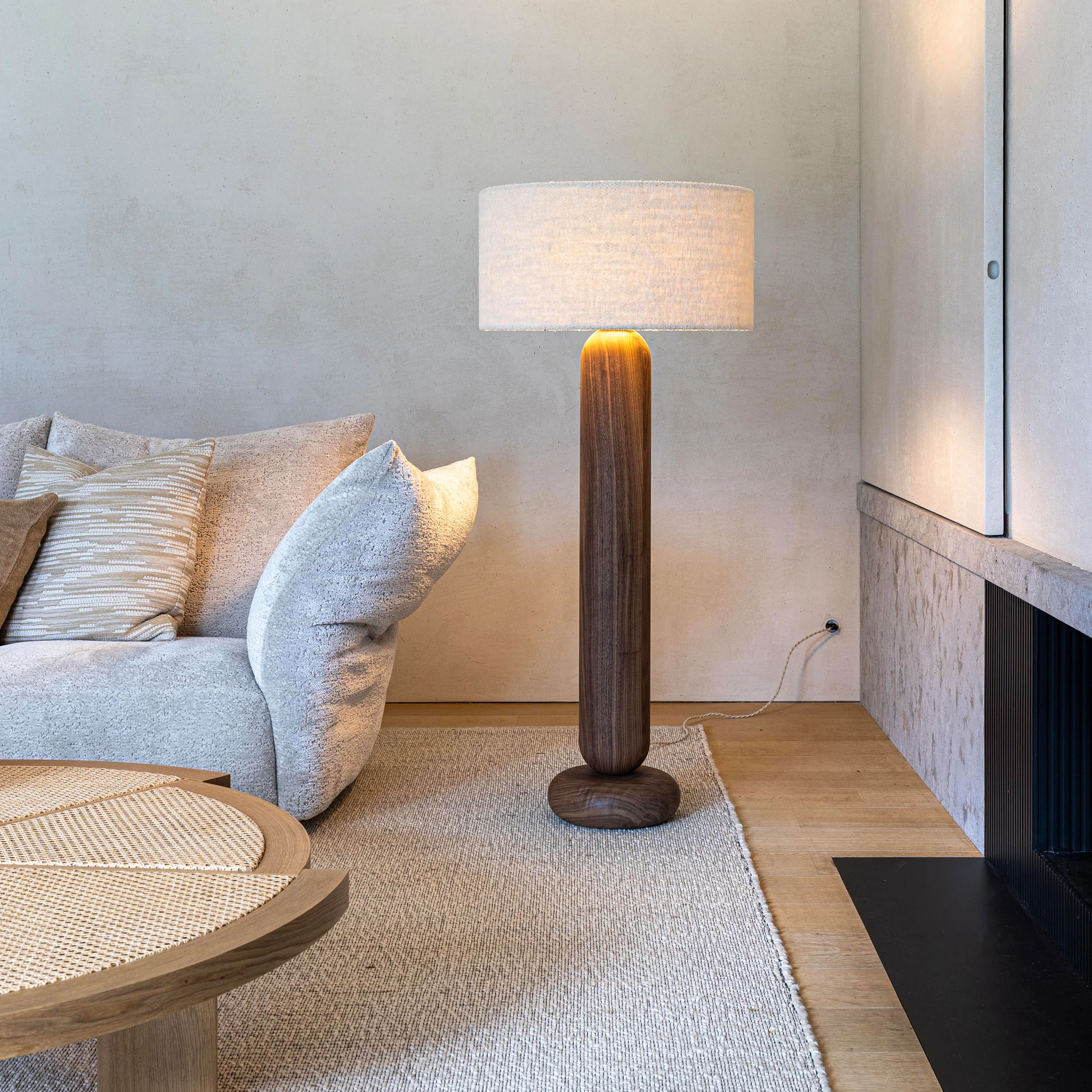 CL140 Floor Lamp - Image 9
