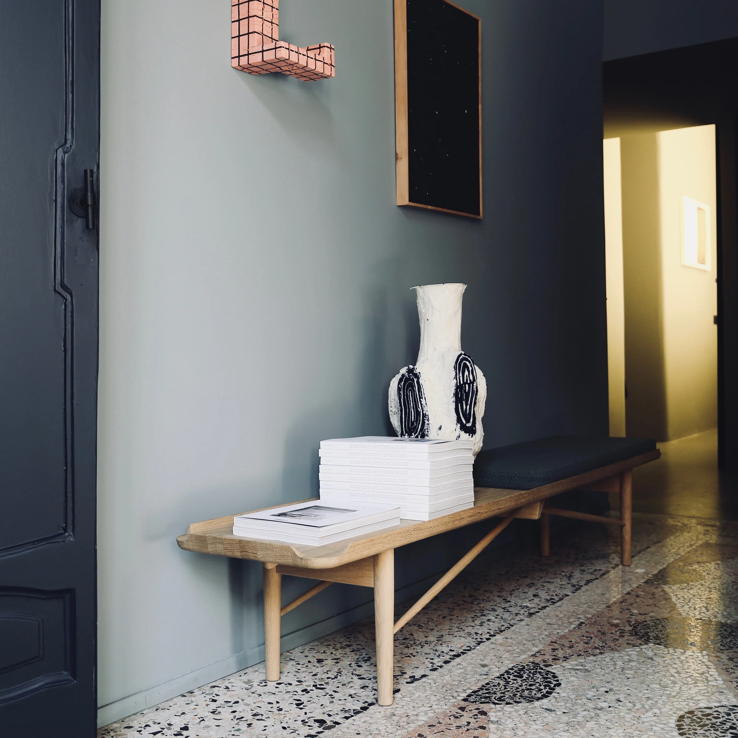 Cocktail Bench - Image 9
