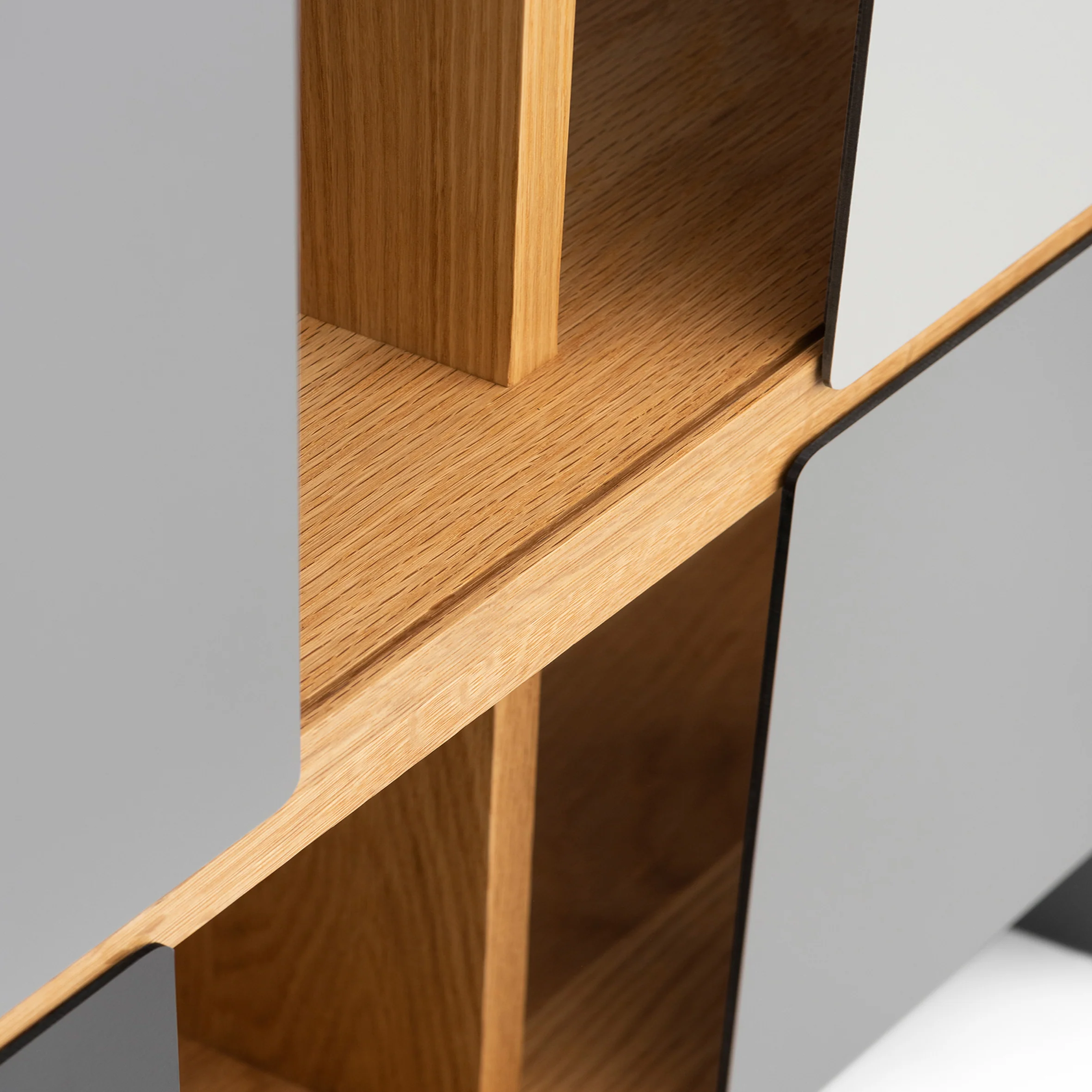 Different Trains Cabinet - 2 Tiers - Image 5