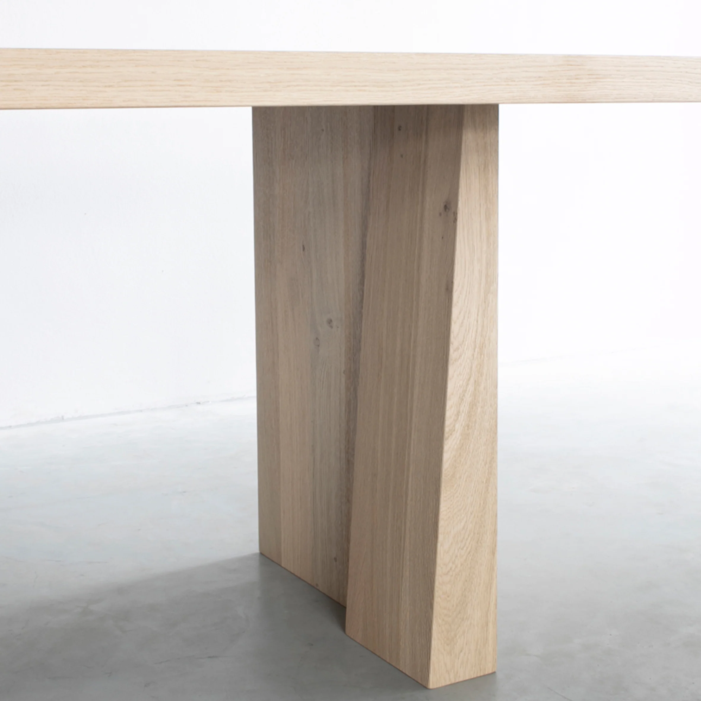 Eli Dining Table - Image 12