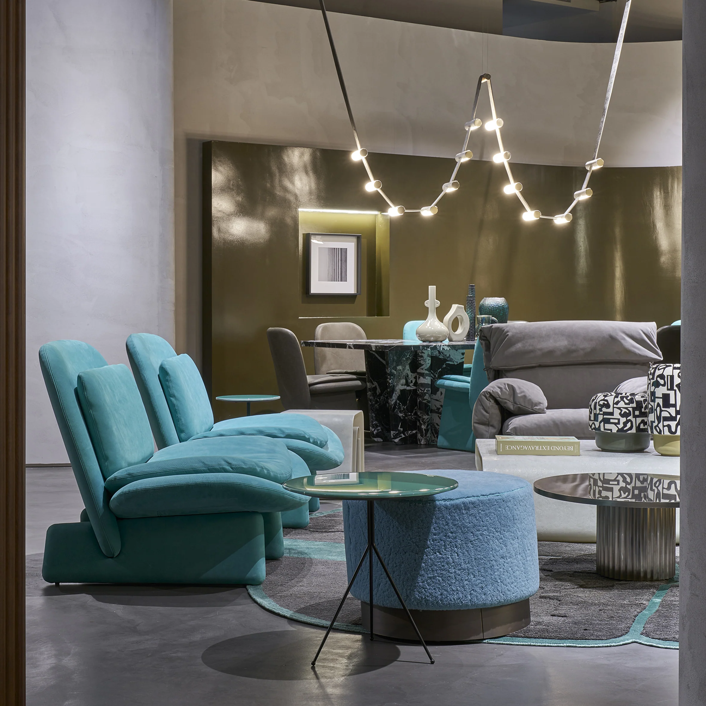 Elli Lounge Chair - Image 4