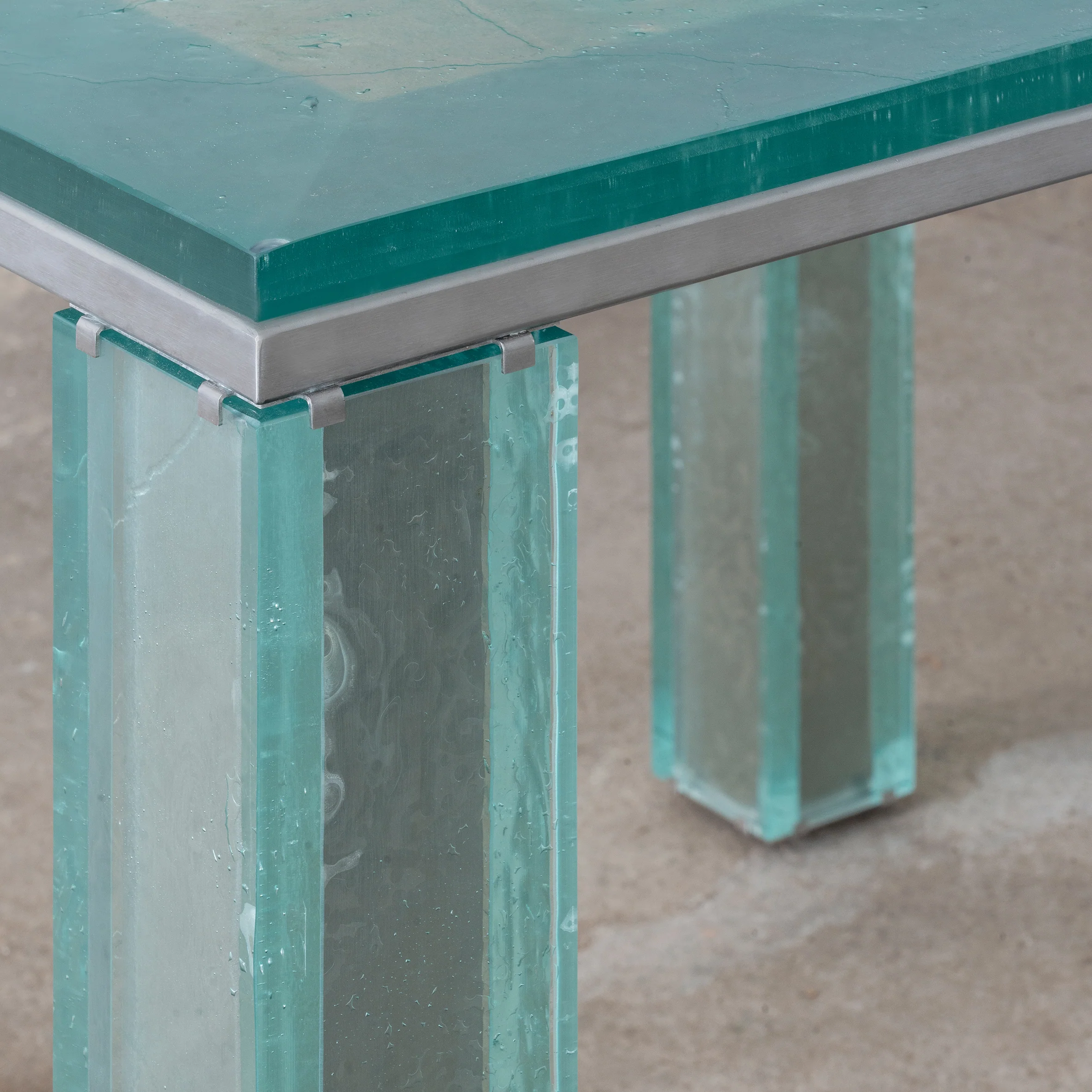 Float Dining Table - Image 3