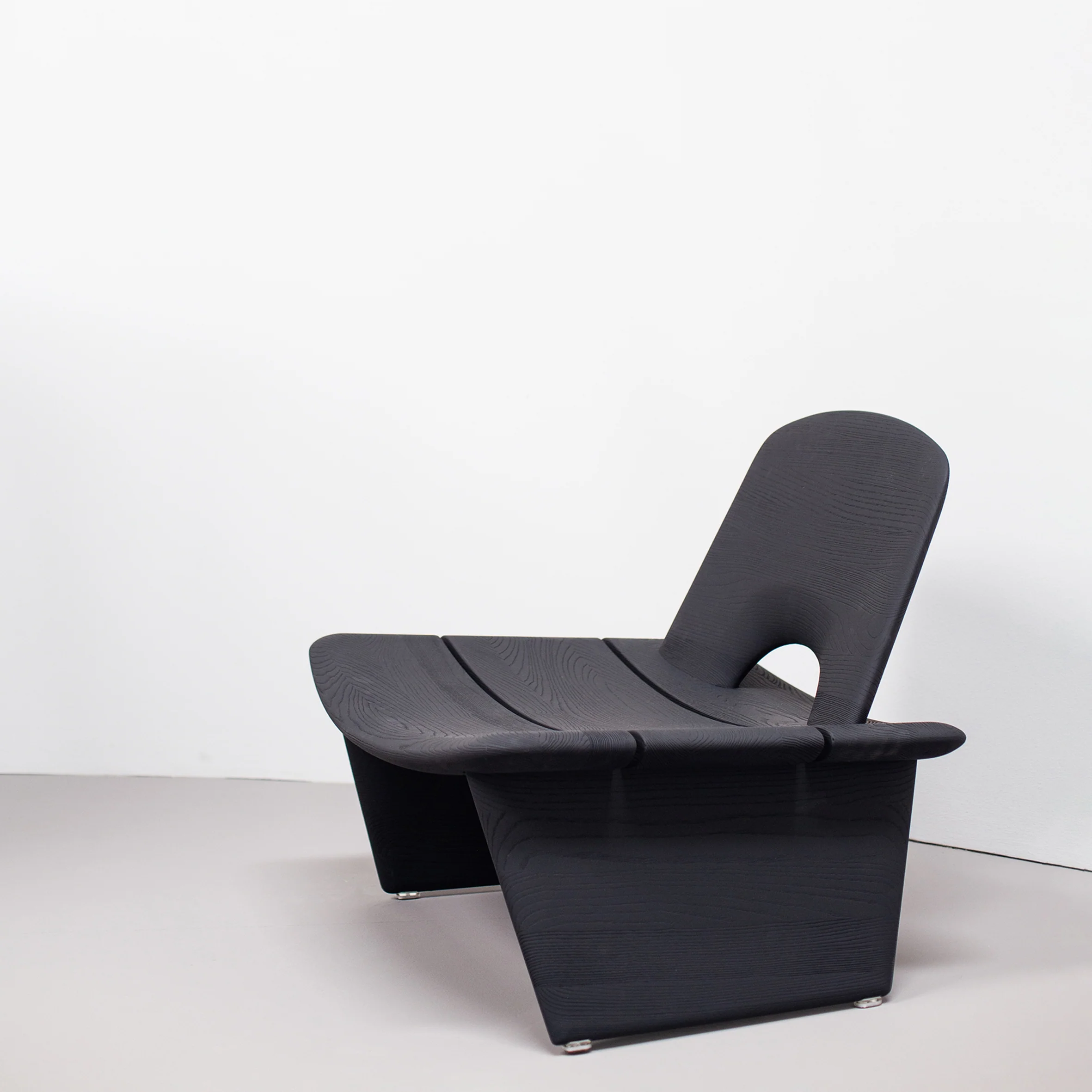 Hakuna Matata Lounge Chair - Image 4
