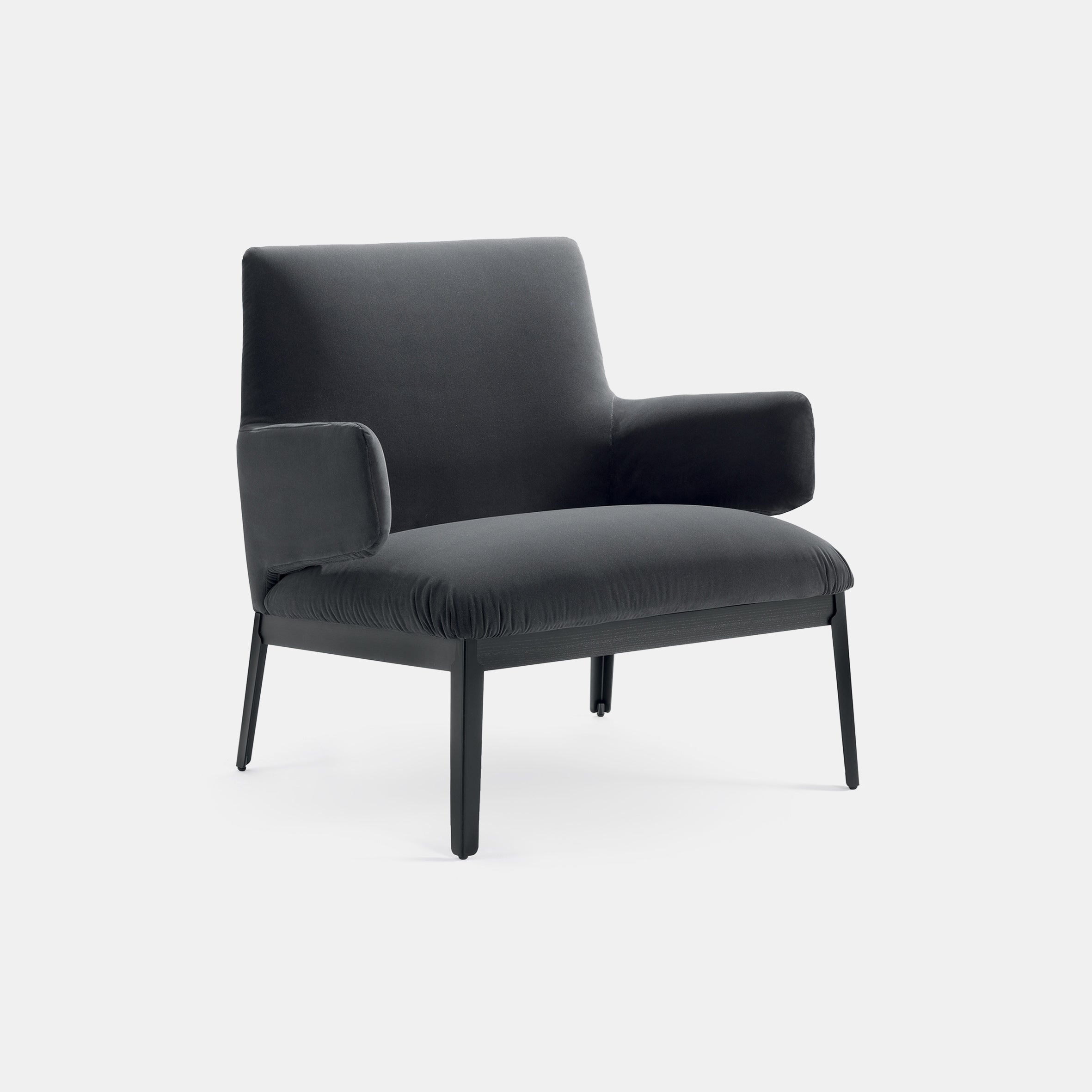 Hug Lounge Chair