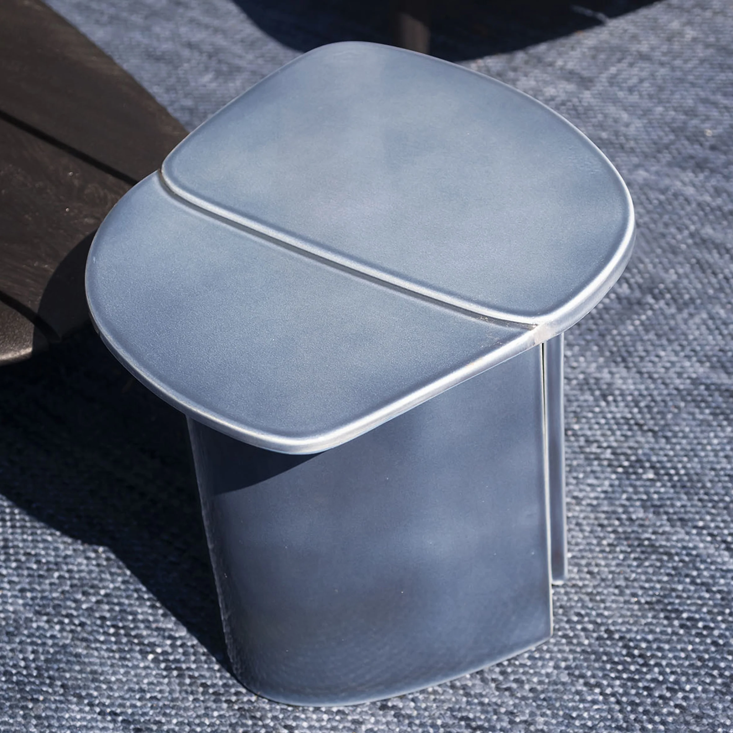 Keramikè Outdoor Coffee Table - Image 2