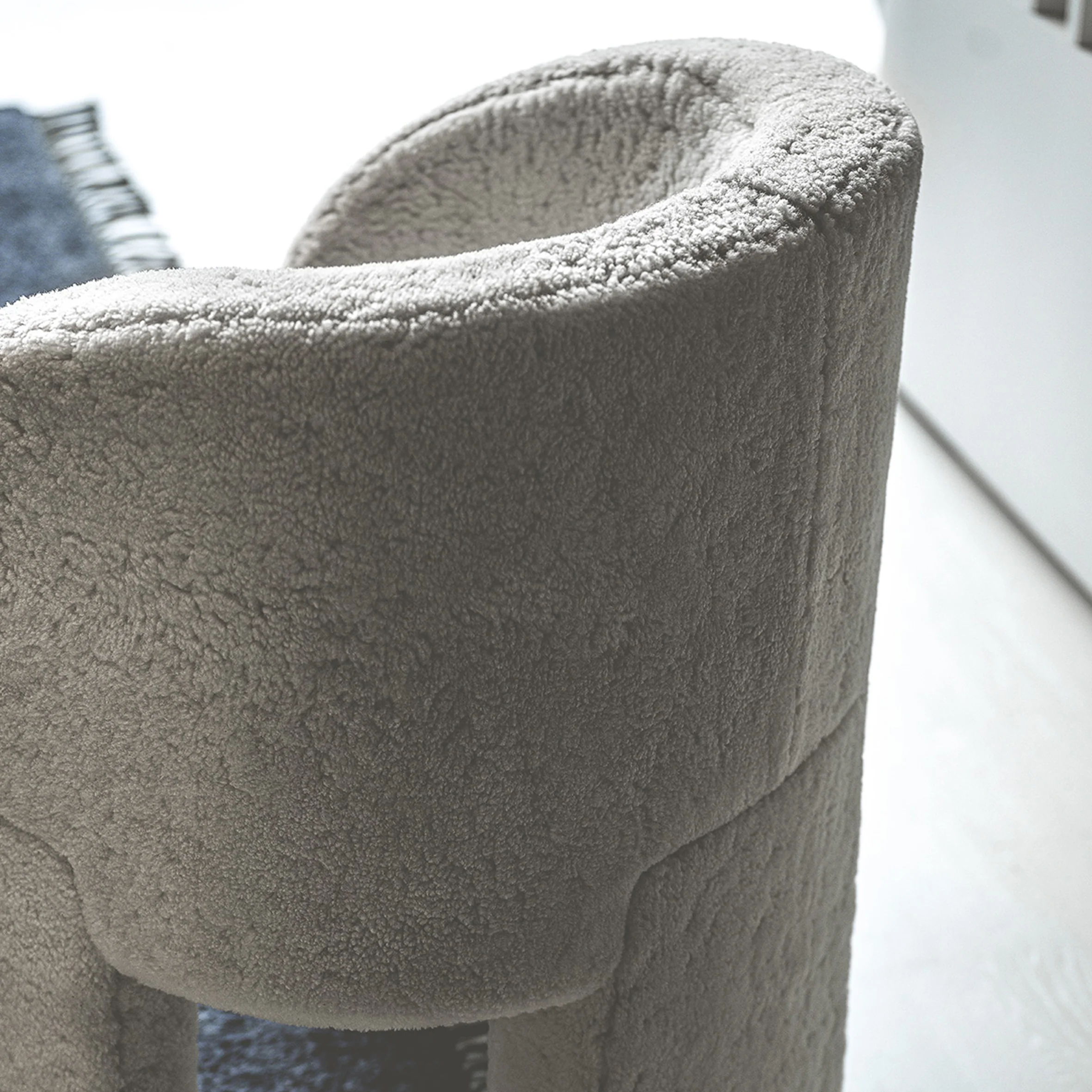 Lazybones Chair - Image 4