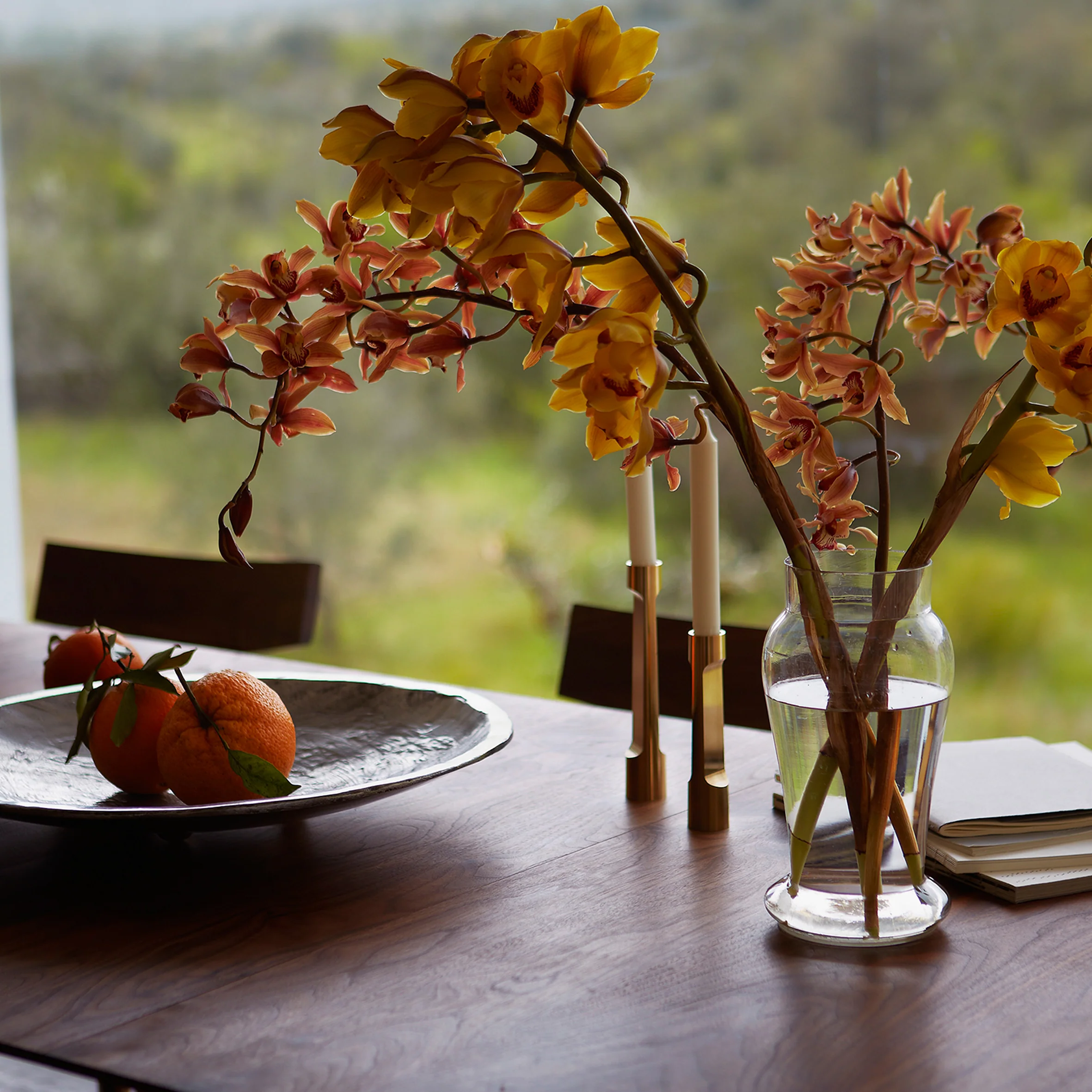 Light Extending Dining Table - Image 15