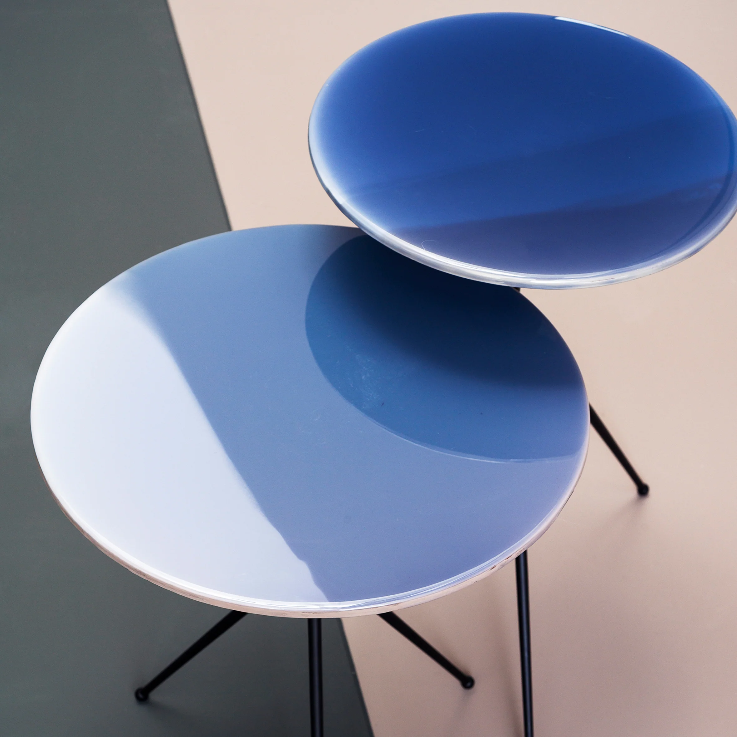 Liquid Side Table - Image 3