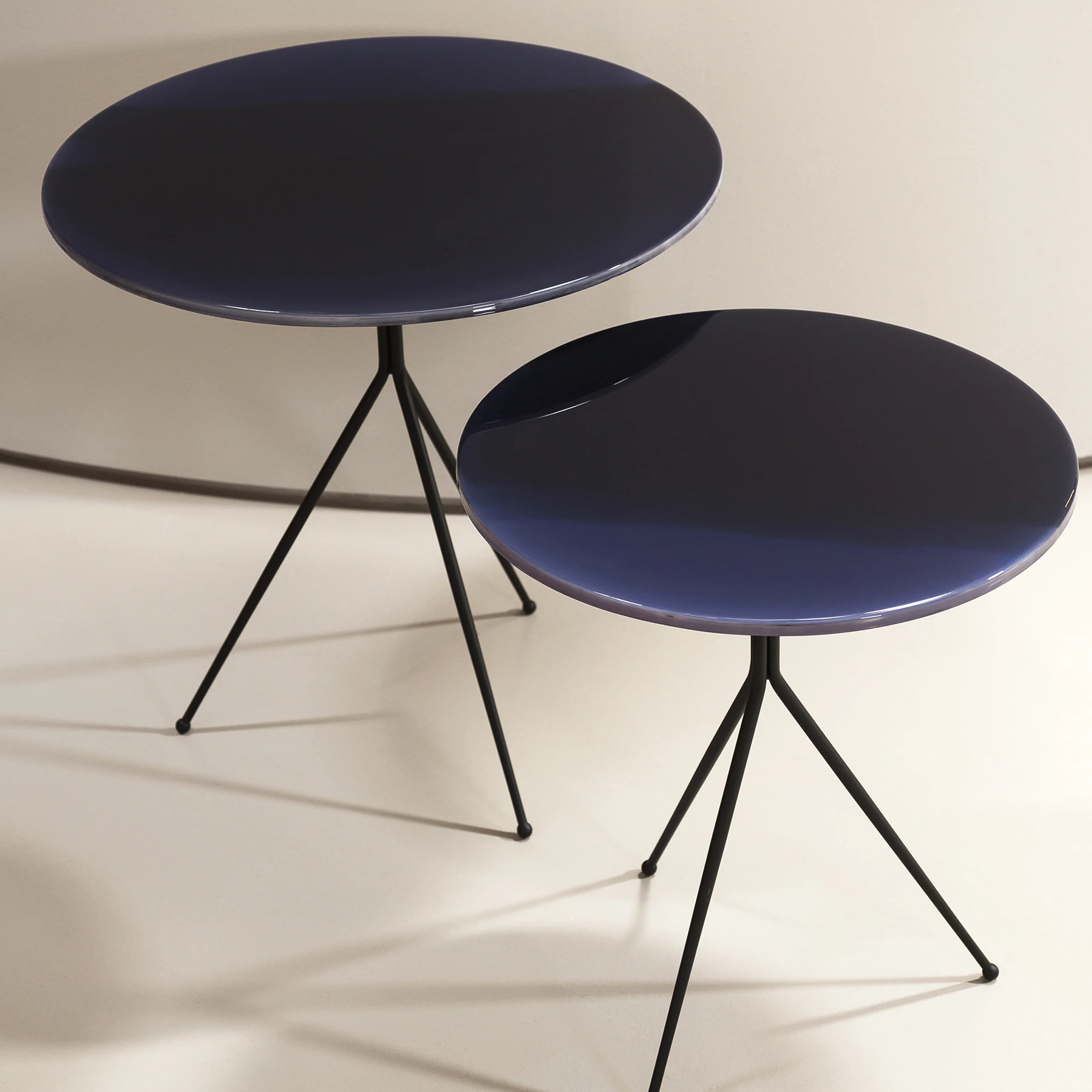 Liquid Side Table - Image 5