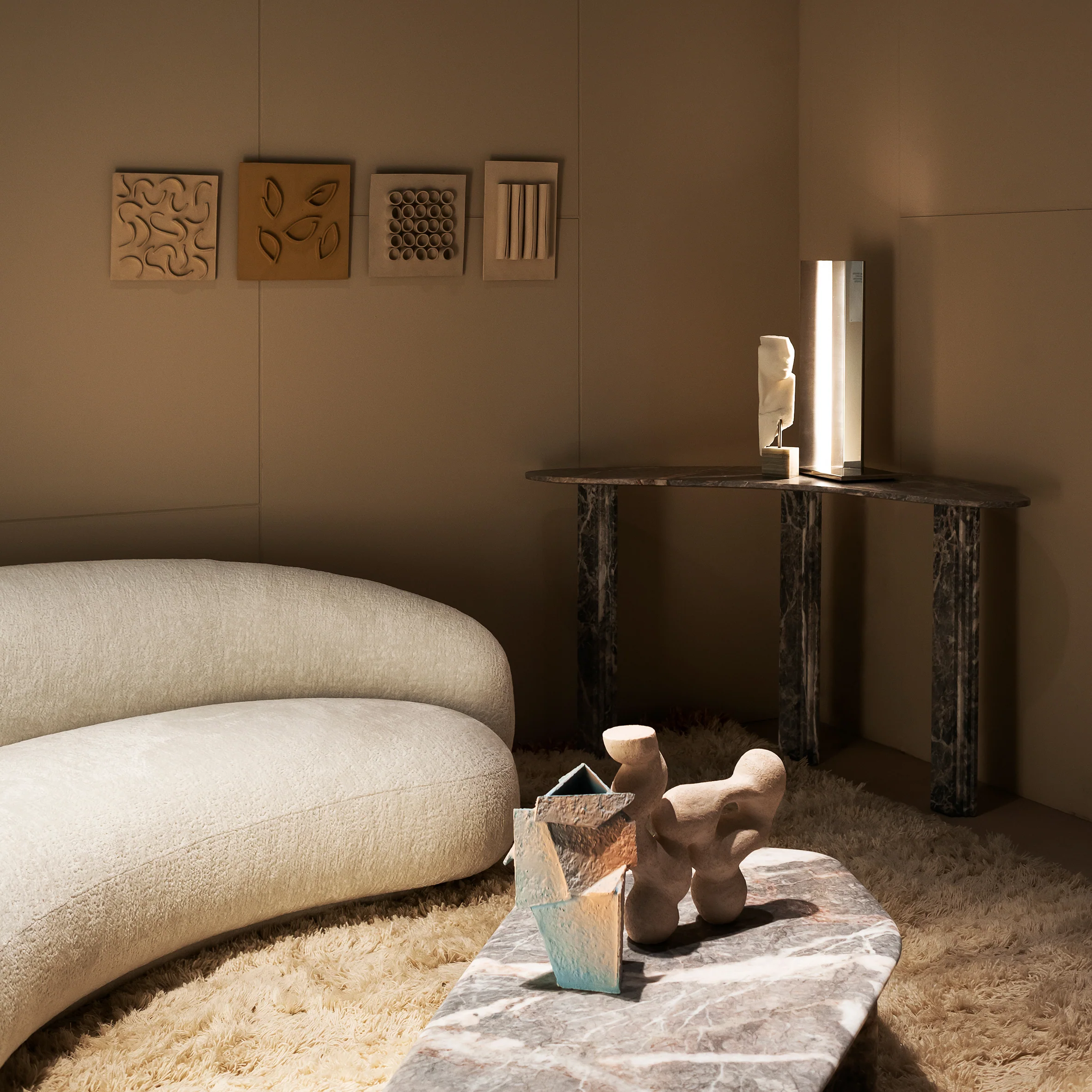 Mano Table Lamp - Image 3