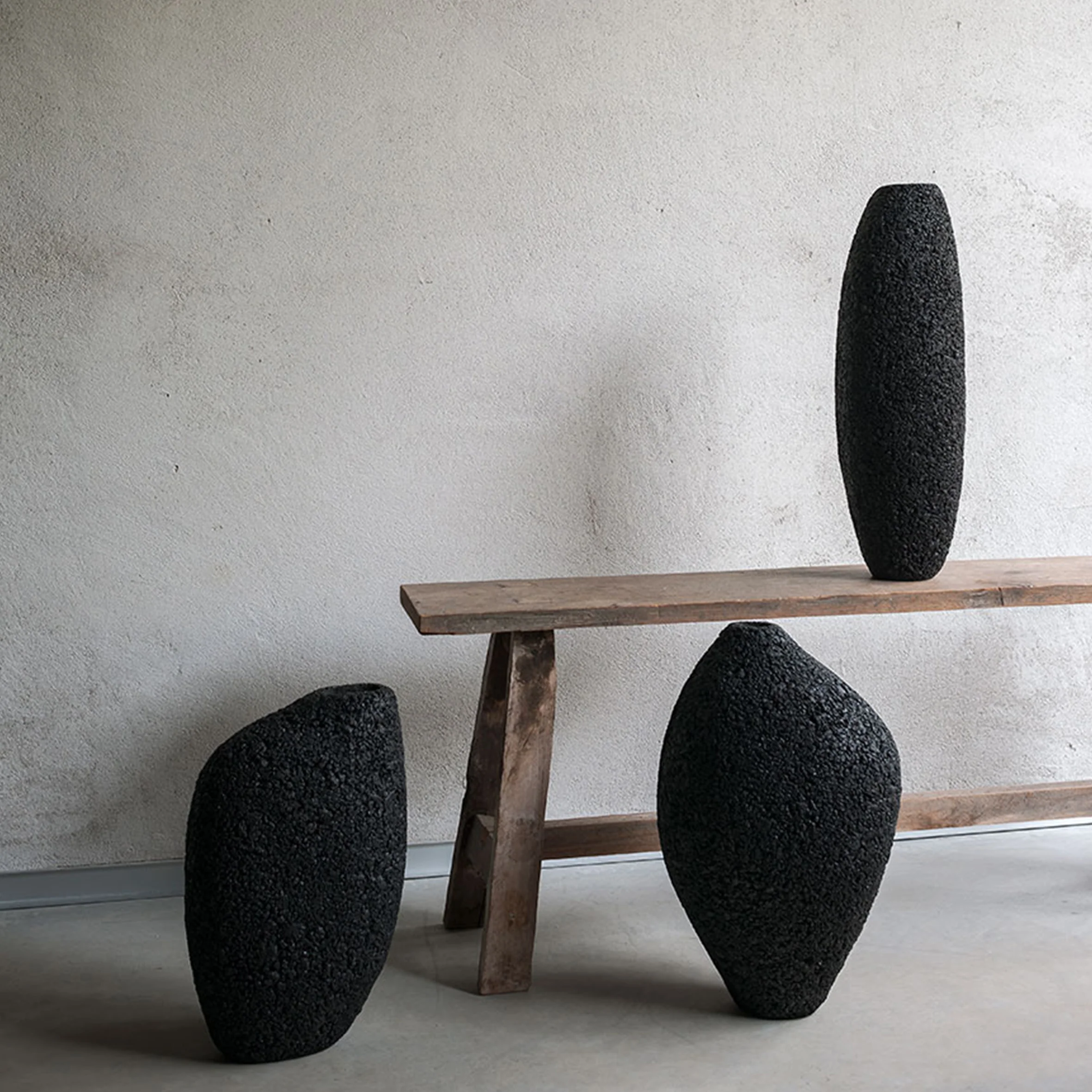 Mantiqueira Vases - Black - Image 2