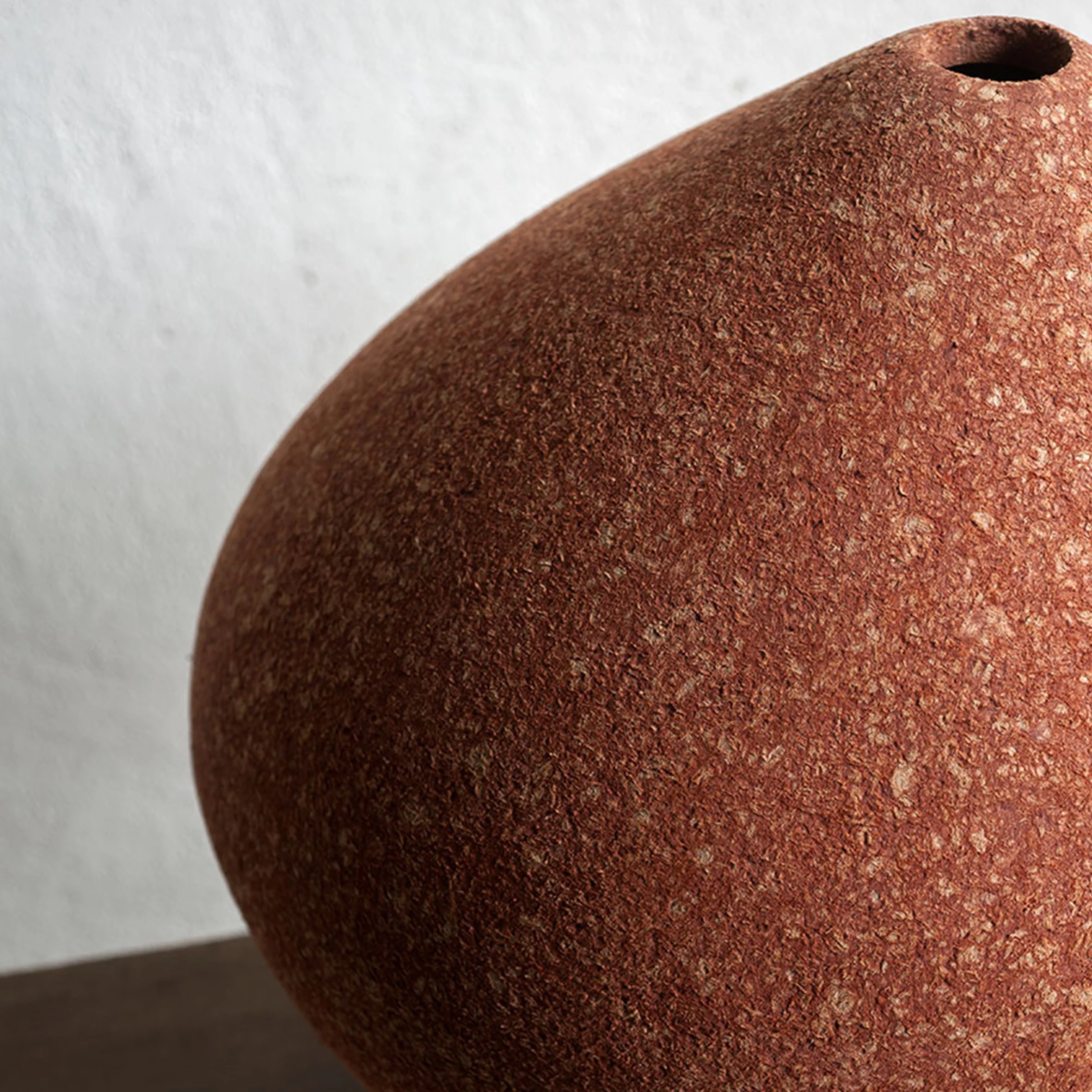 Mantiqueira Vases - Red - Image 4