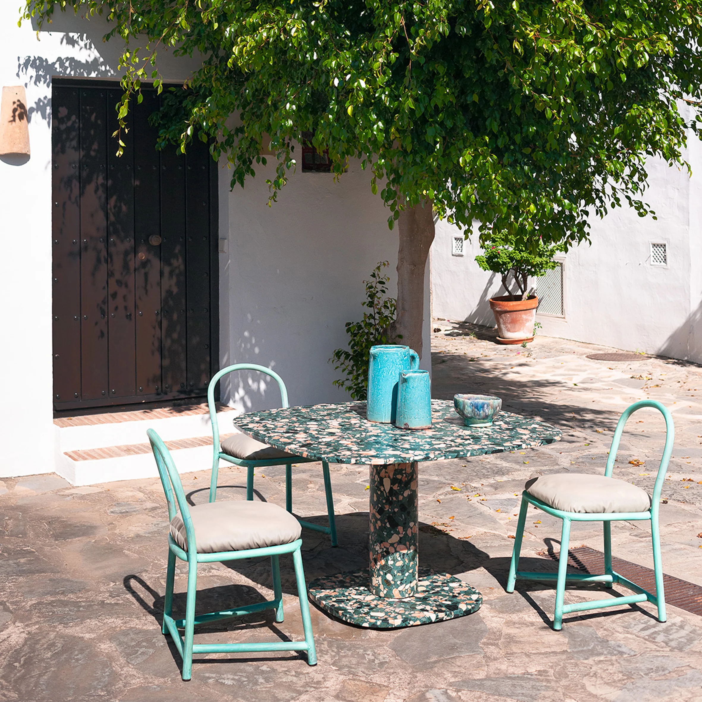 Matera Outdoor Table - Image 5