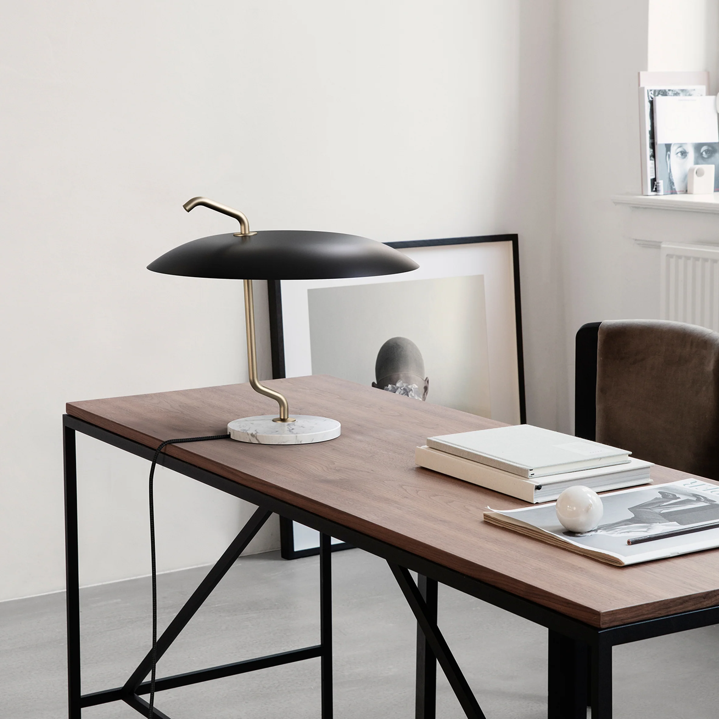 Model 537 Table Lamp - Image 6
