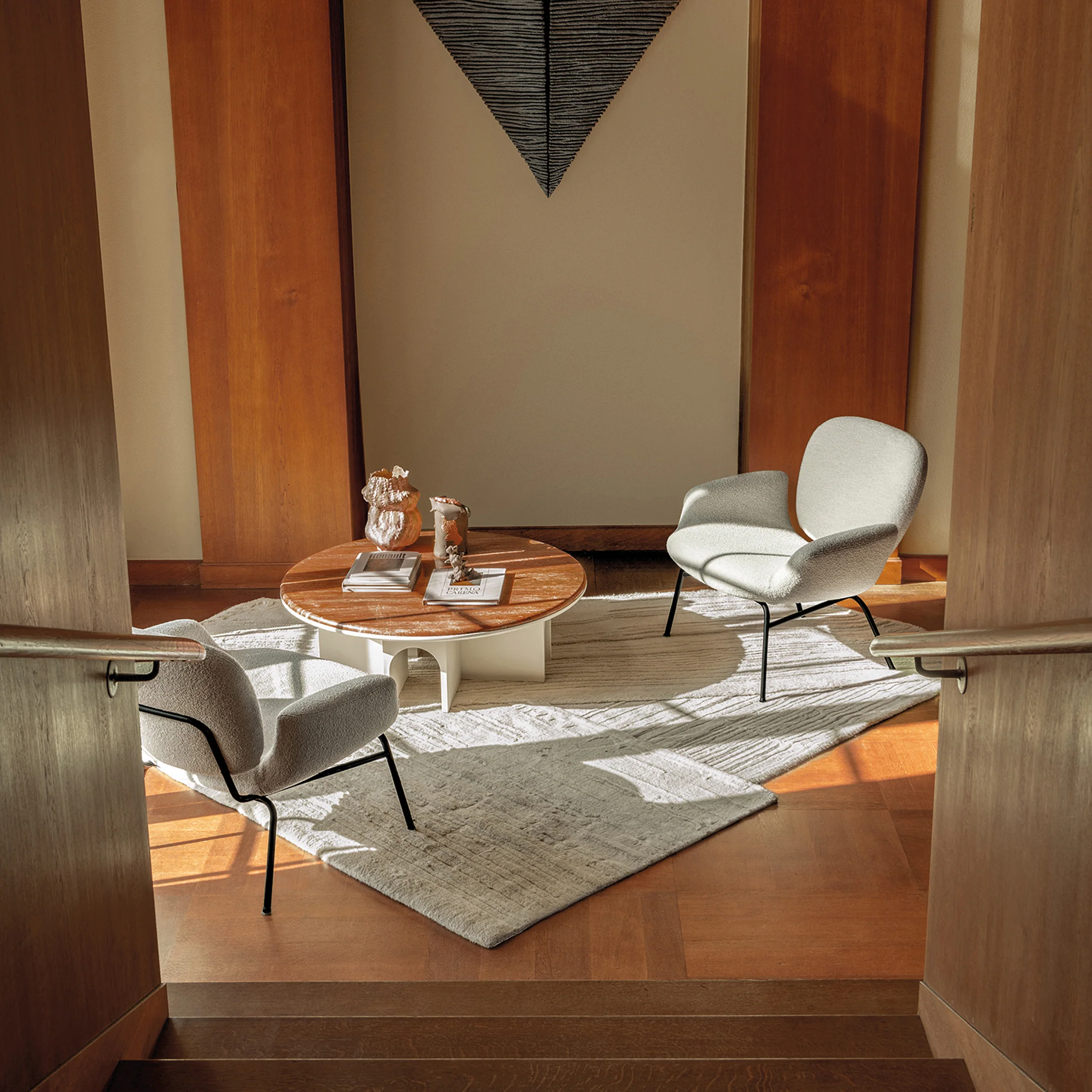Momo Lounge Chair - Image 4