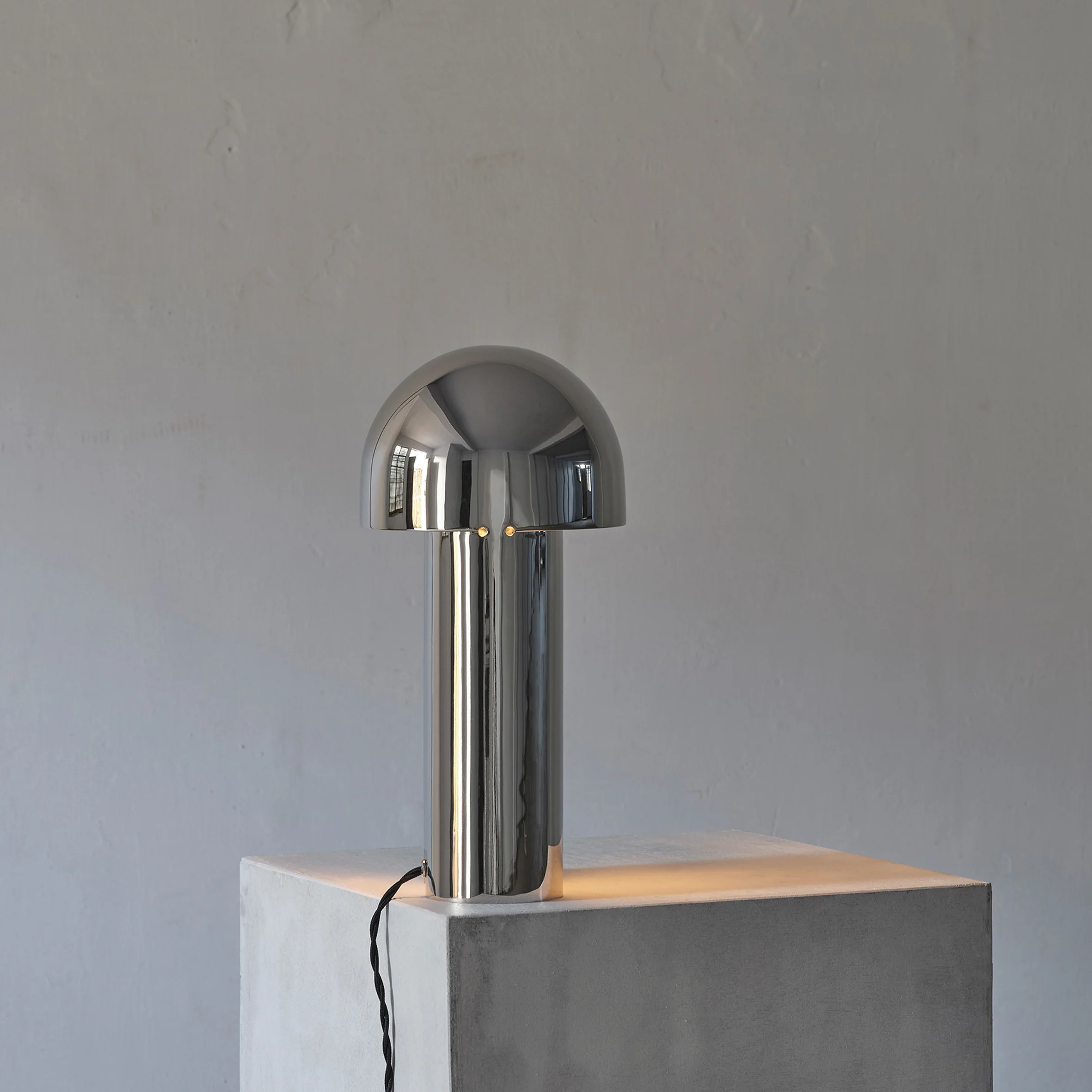 Monolith Table Lamp - Image 16