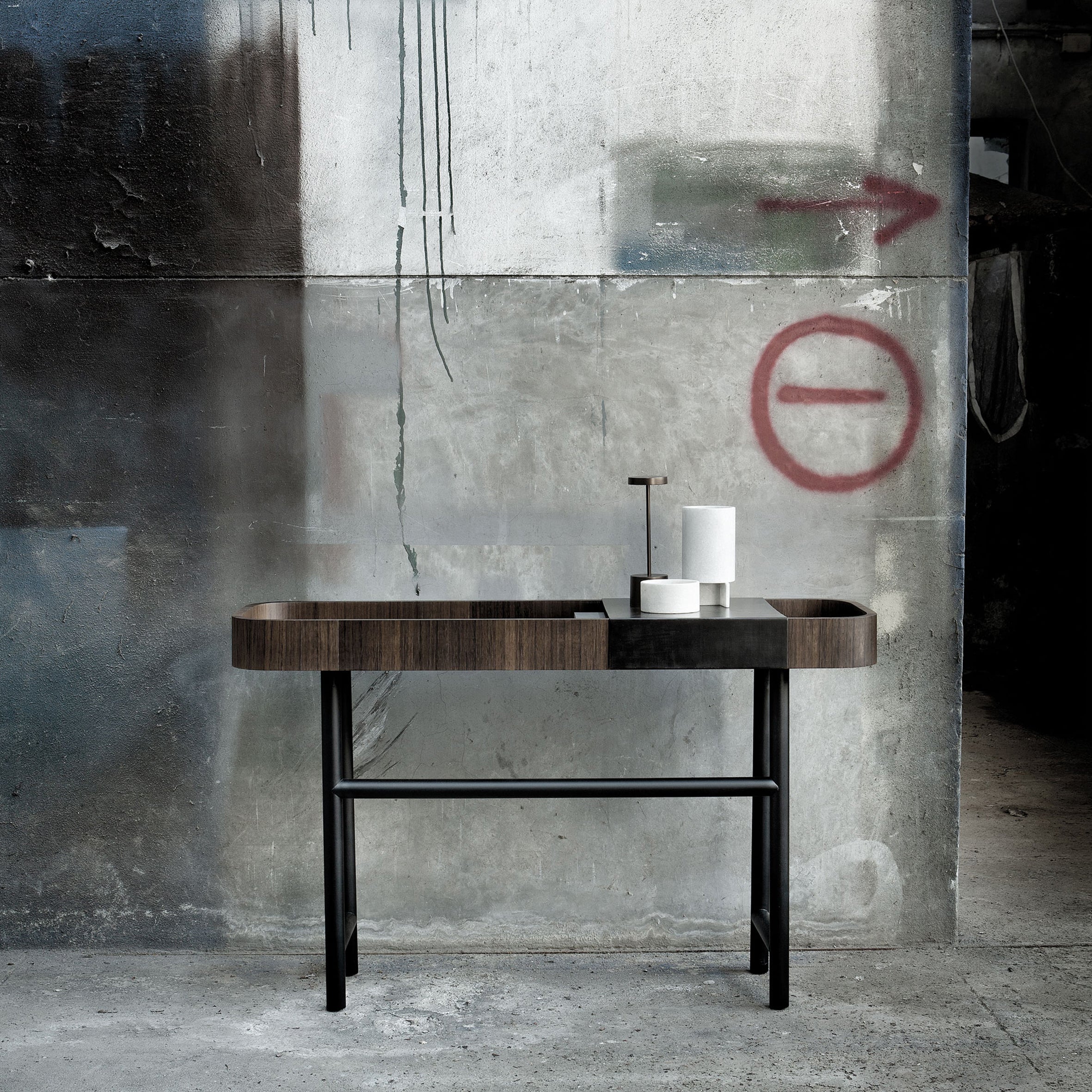 Mora Console - Image 2