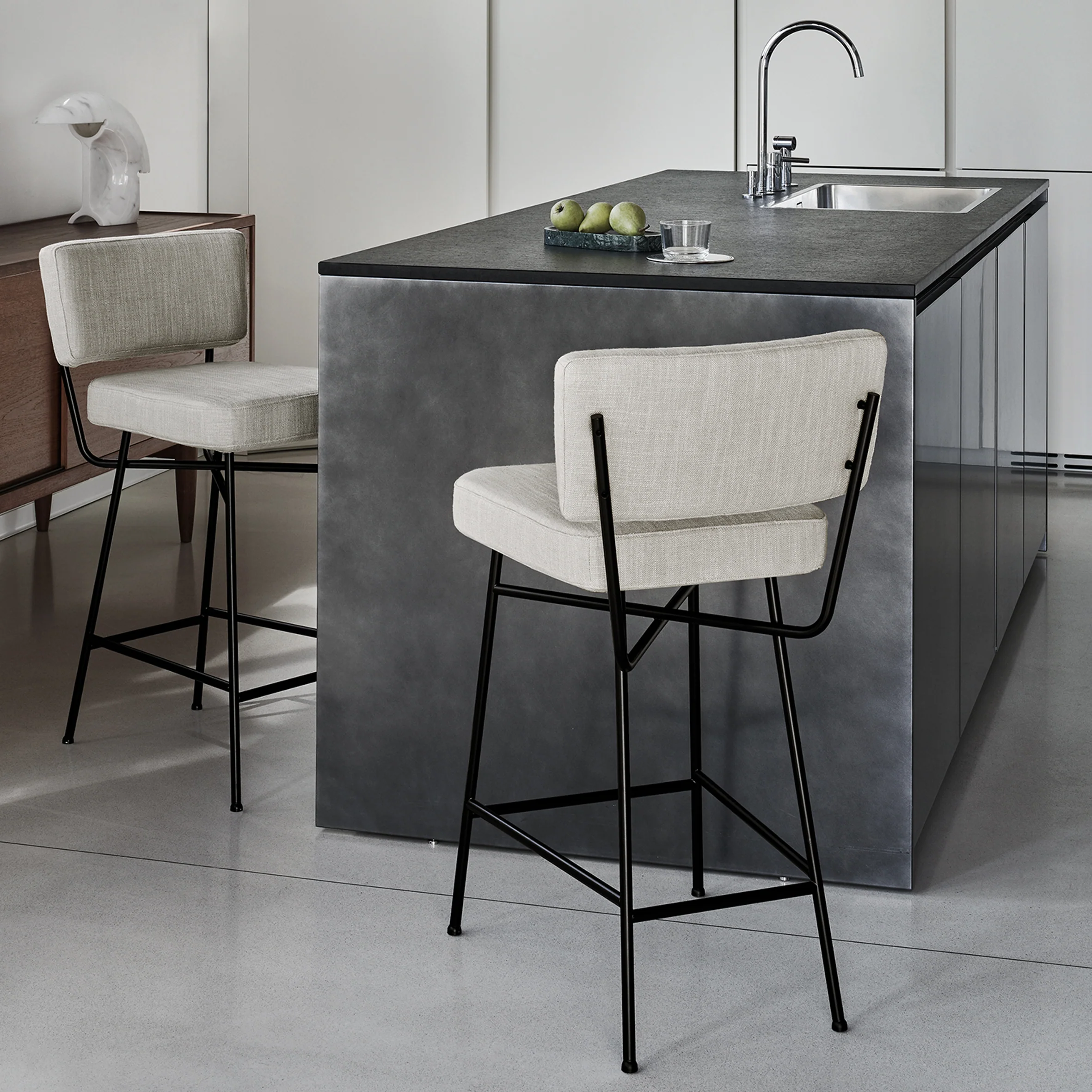 Orfeo Bar Stool - Image 3