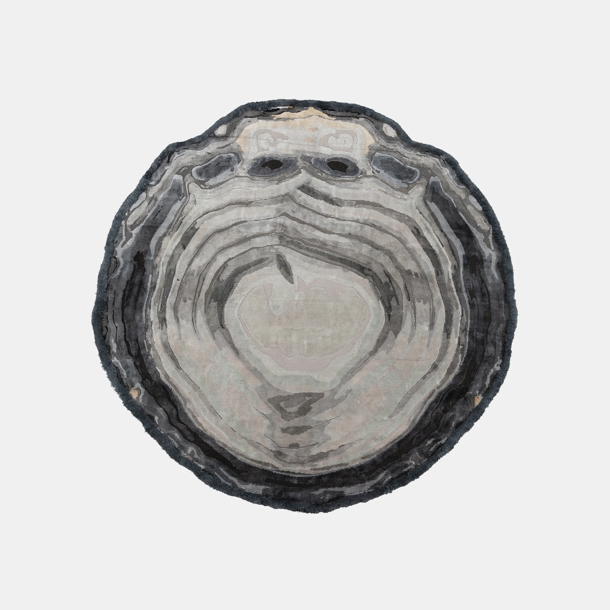 Parvata Round Rug