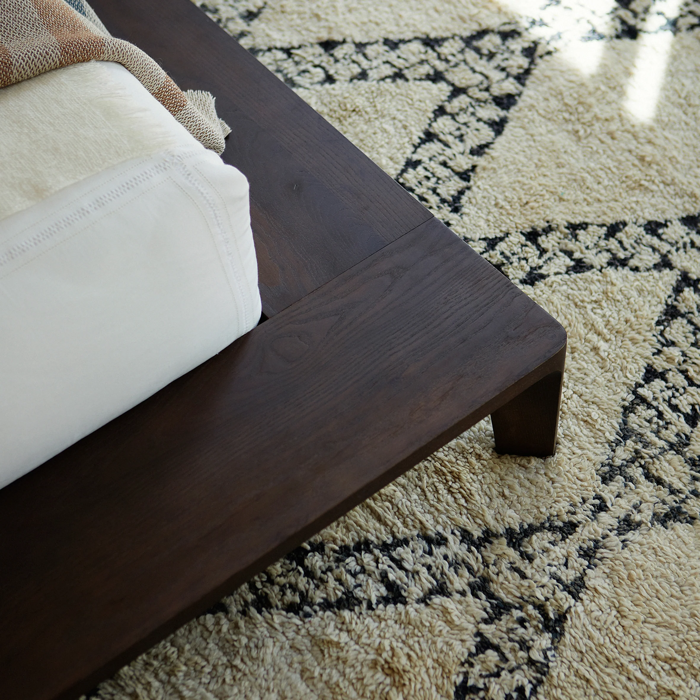 Platform Bed - Image 8