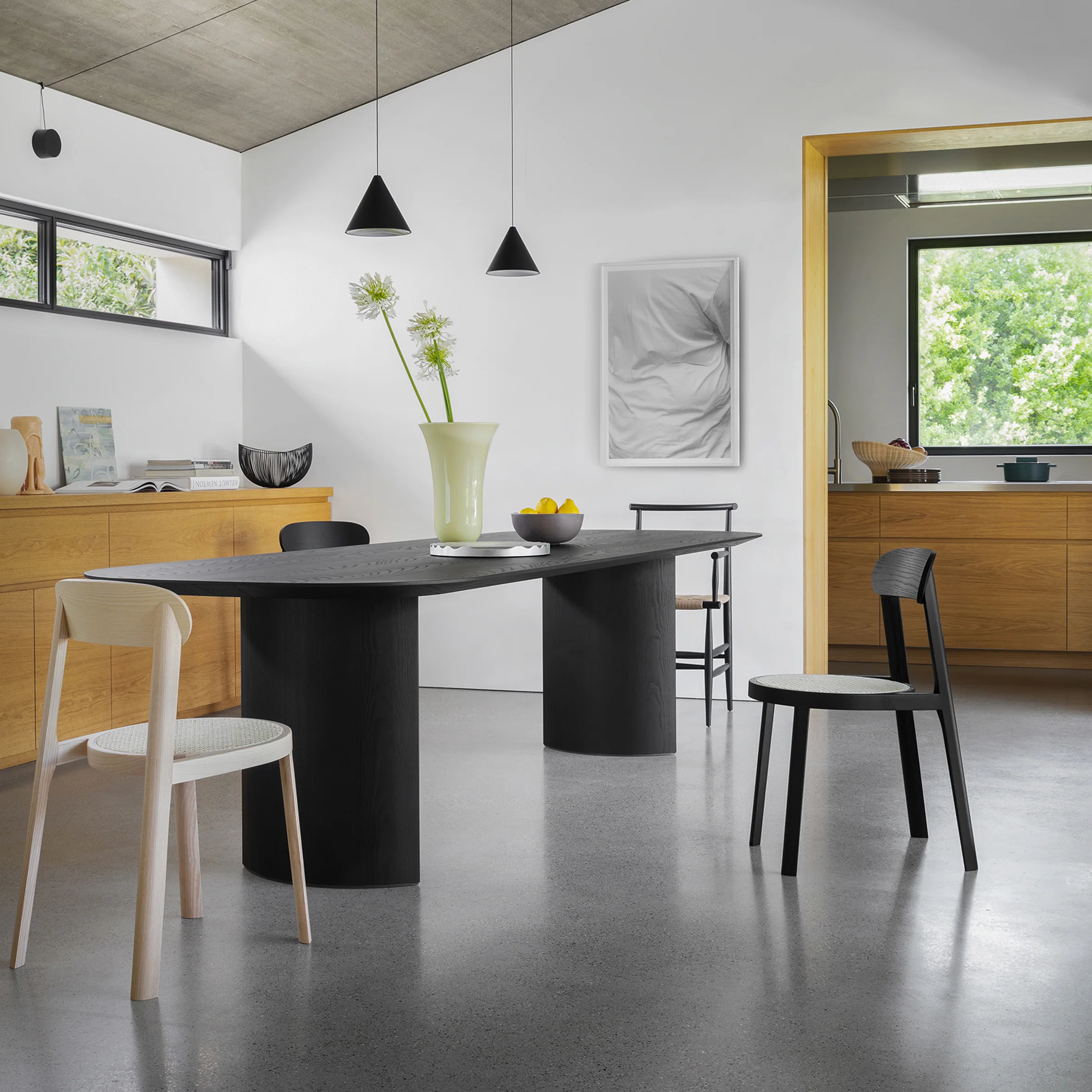 Plauto Dining Table - Image 4