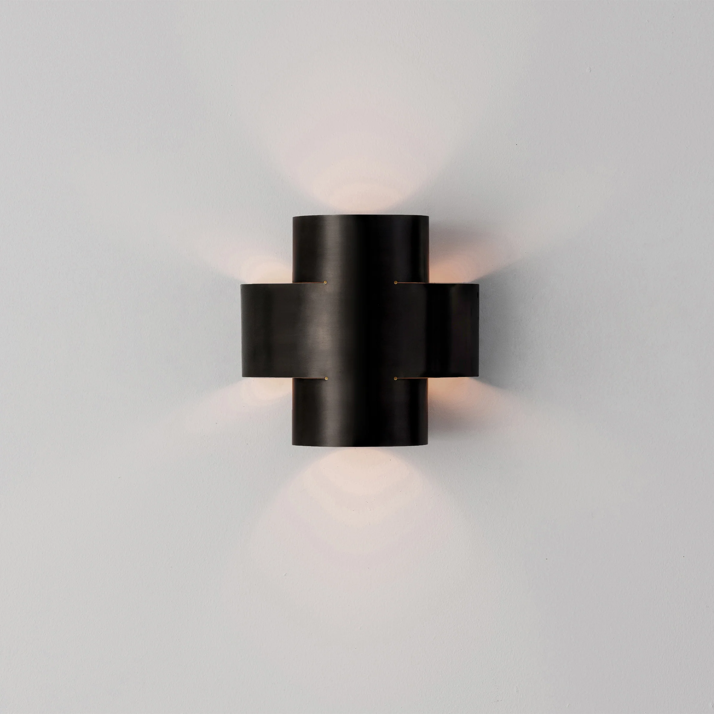 Plus One Wall Lamp - Image 3