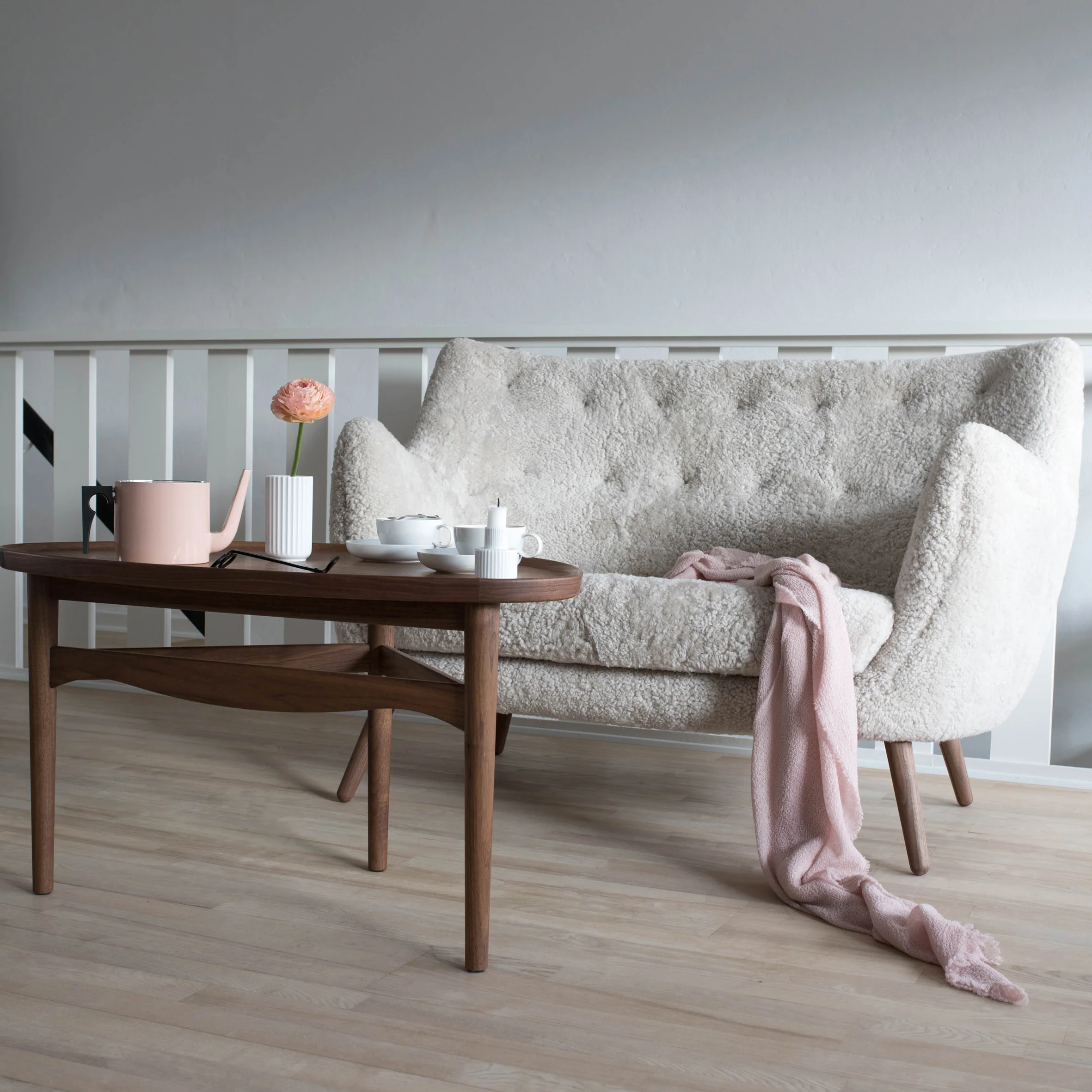 Poet Sofa - Image 29