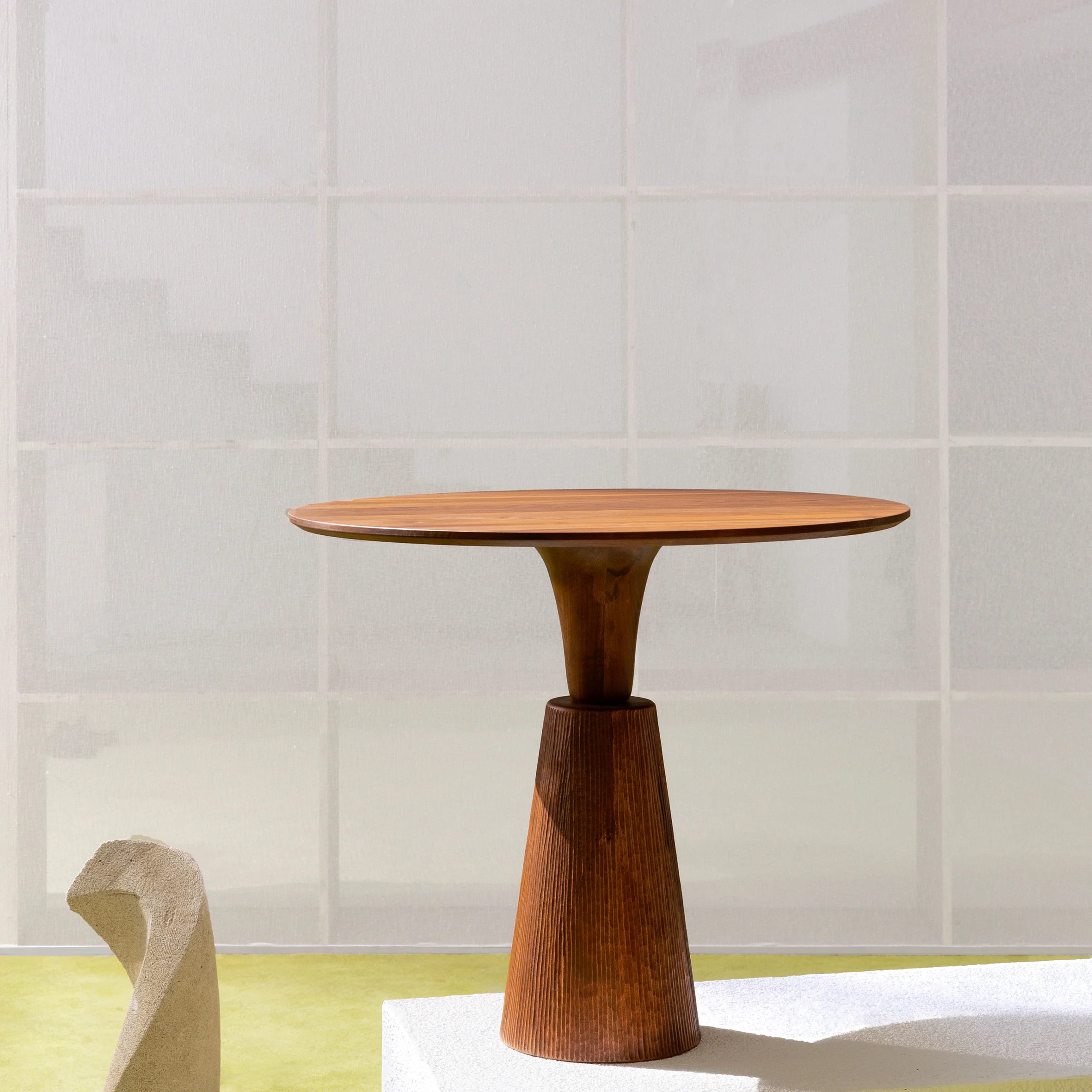 Pointe Lounge Table - Image 4
