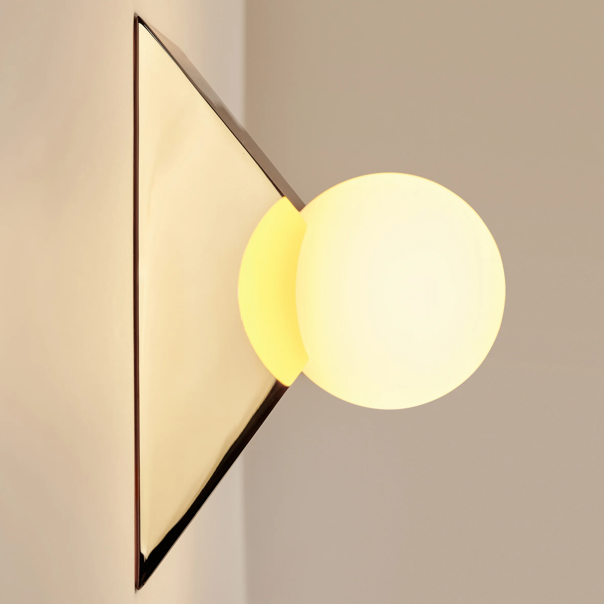 Pyramid Sconce - Image 3
