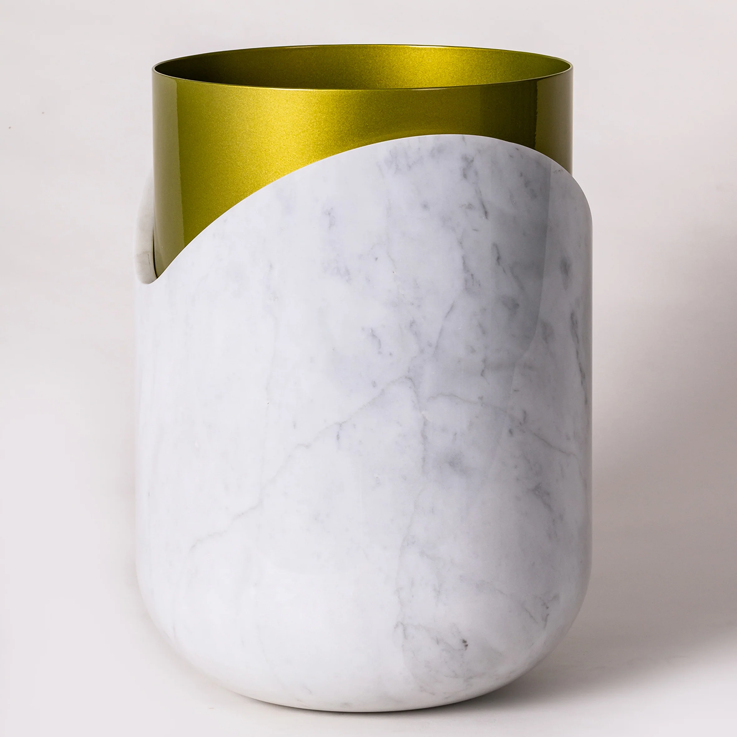 Rabbet Rainbow Vase - Image 8