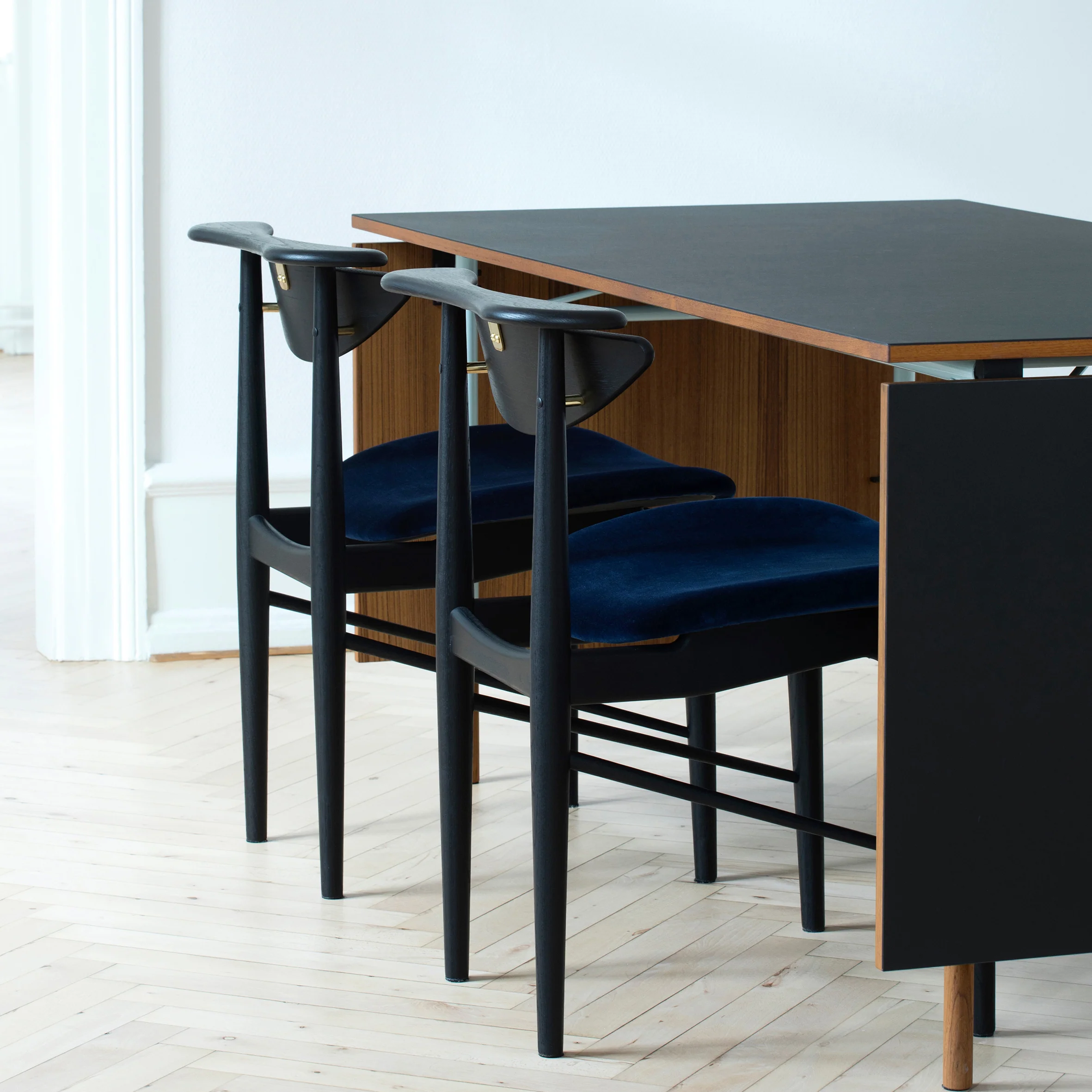 Reading Chair - Image 20