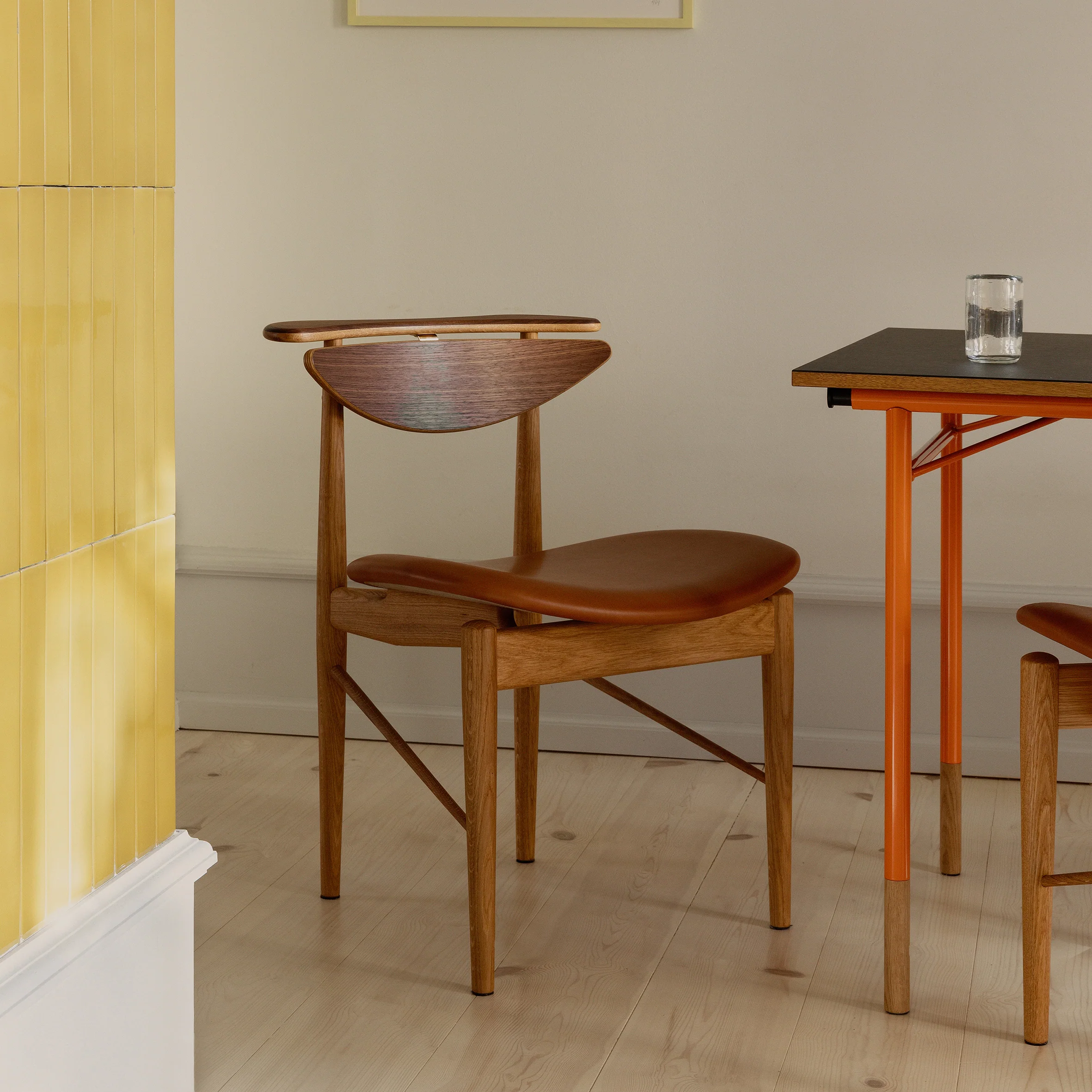 Reading Chair - Image 24