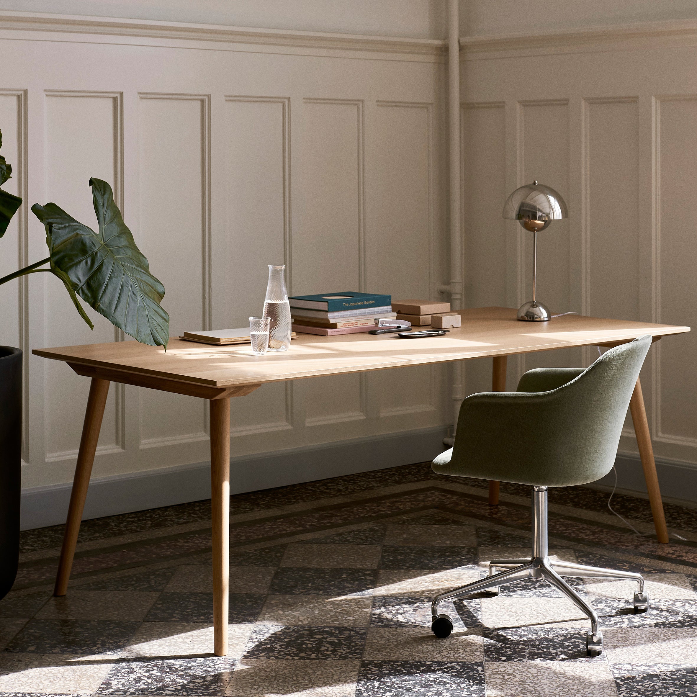 Rely Swivel Armchair w/4 Castors HW50 & HW51 - Image 3