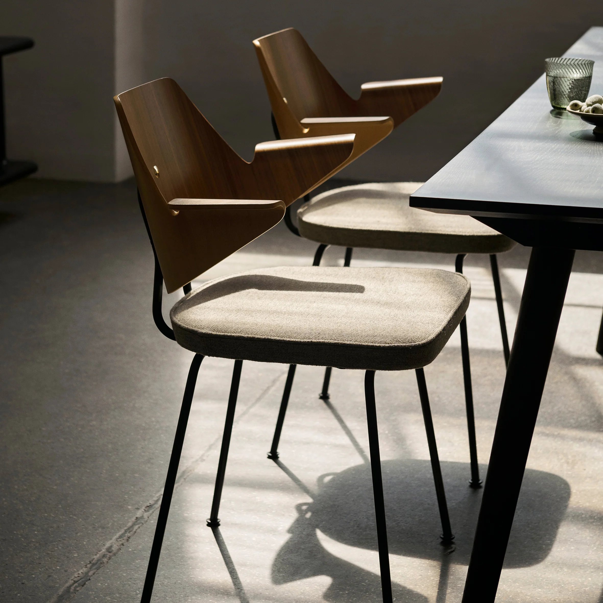 RFH Lounge Chair RD8 - Image 7