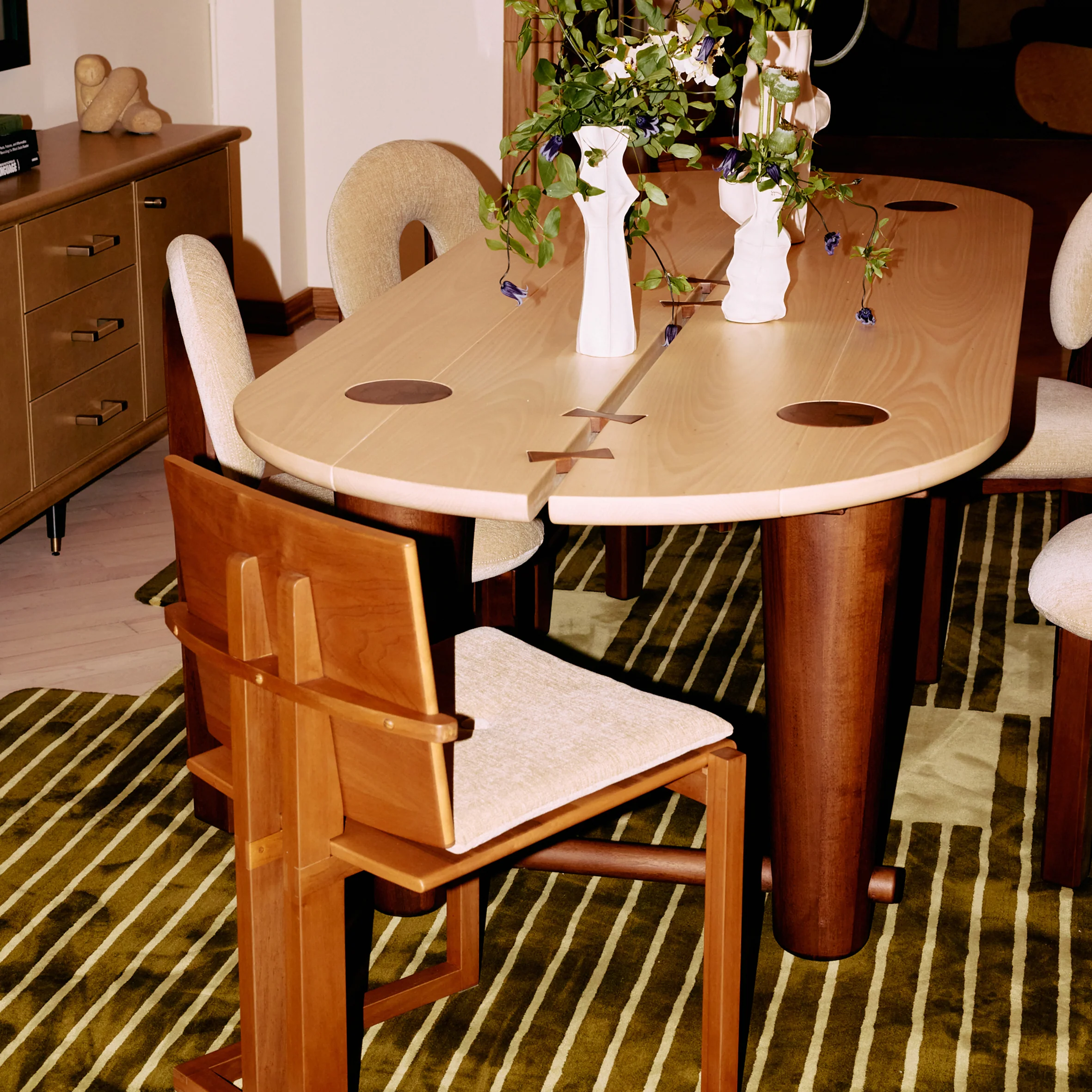 Rhye Dining Table - Image 8