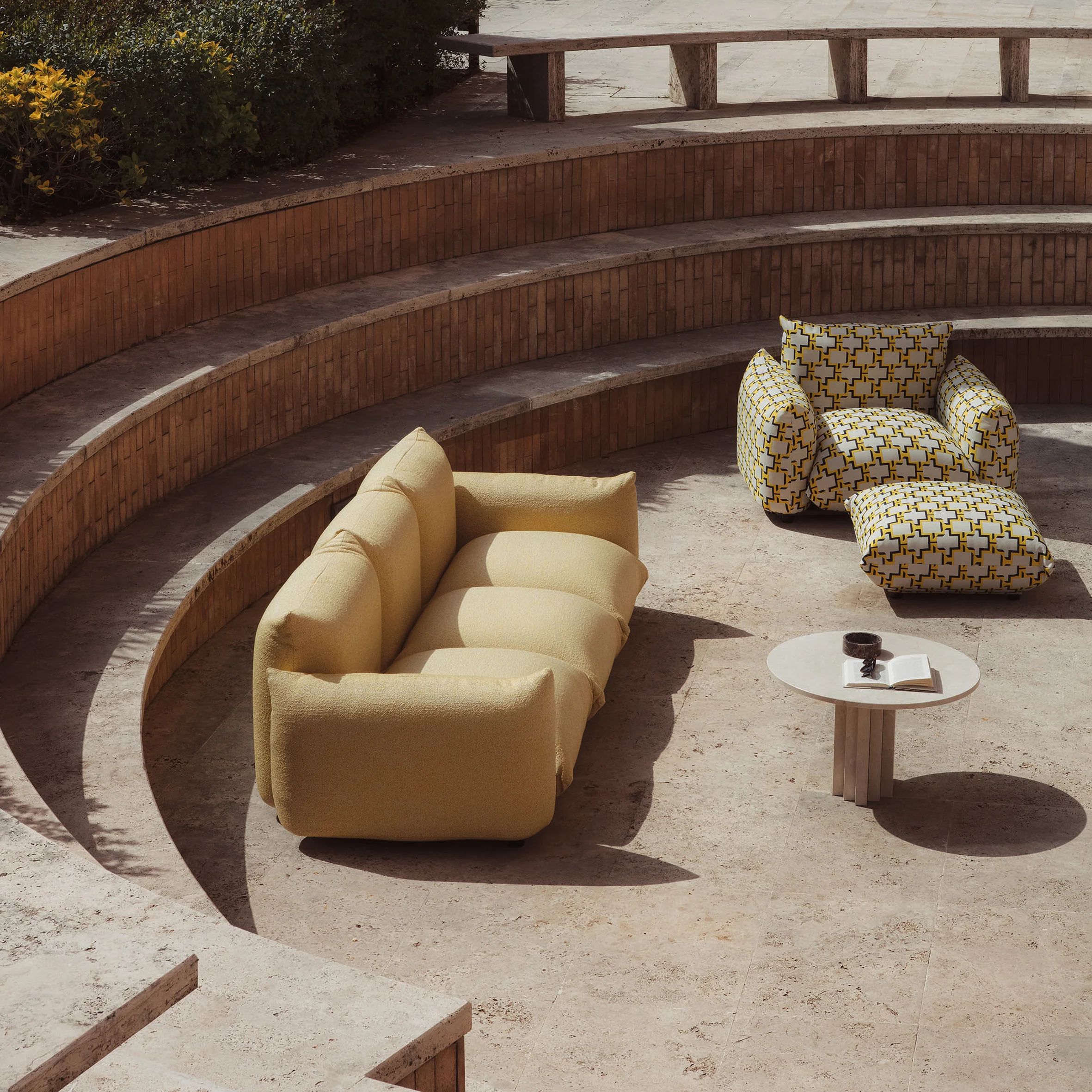 Scalea Table - Image 3