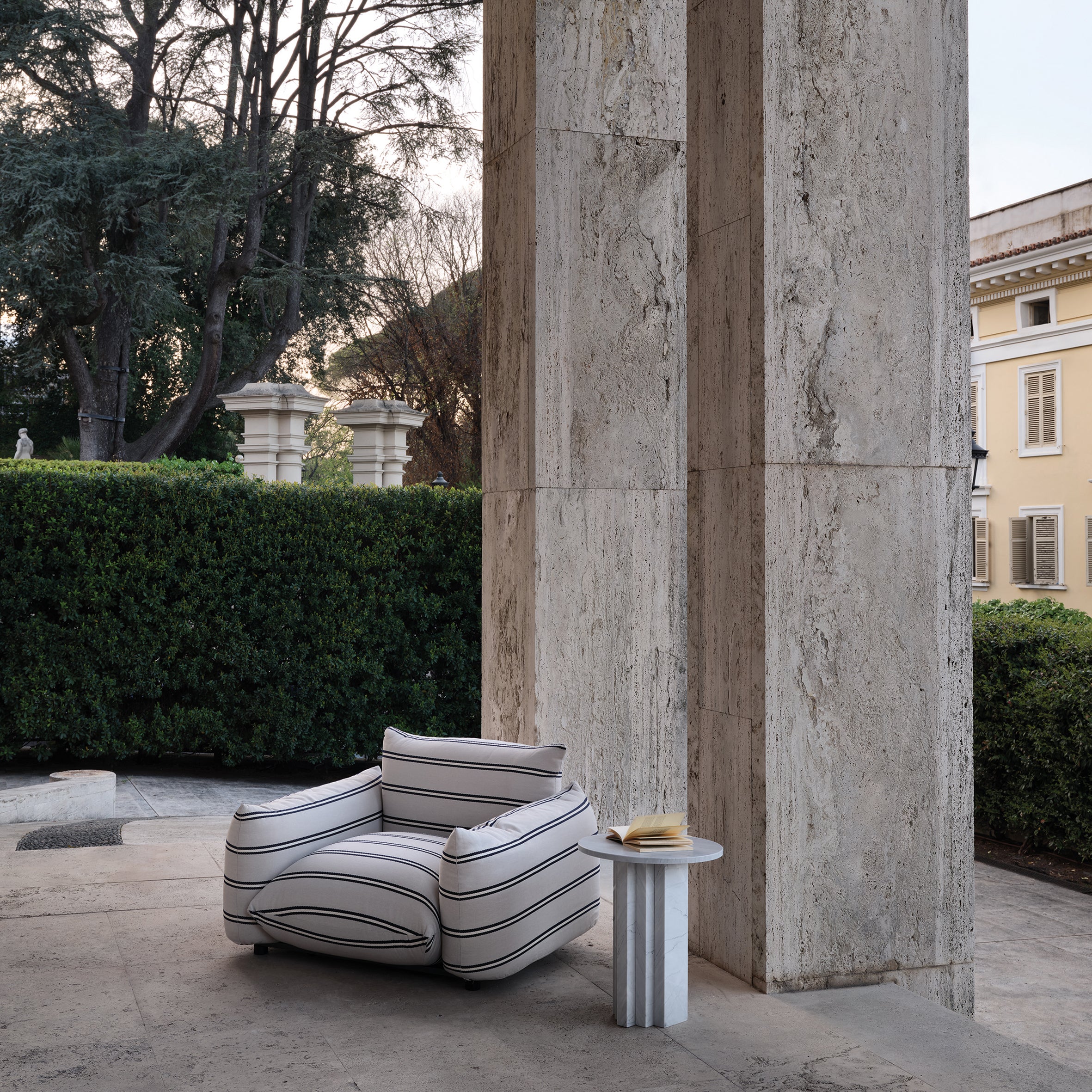 Scalea Table - Image 5